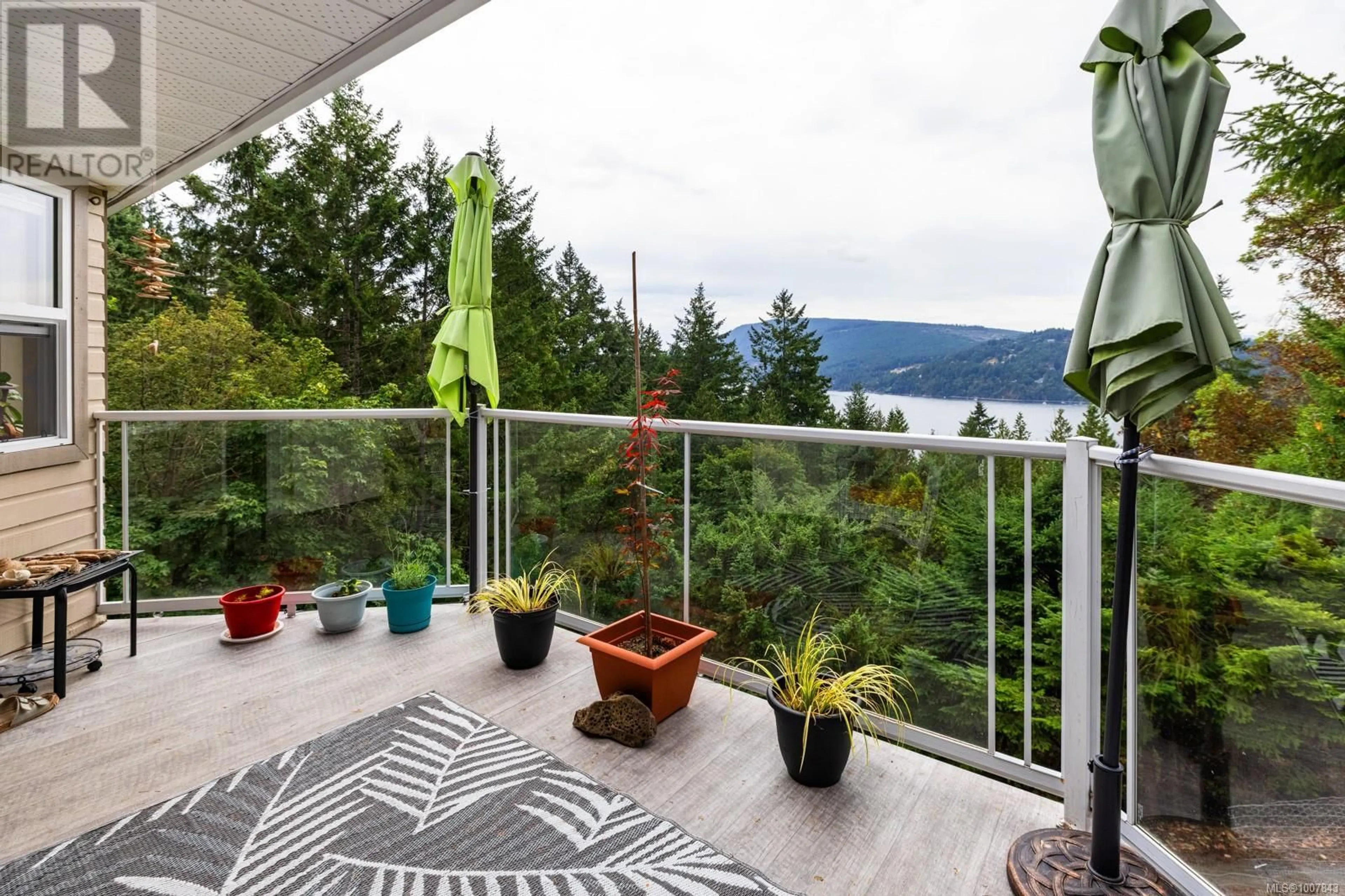 Patio, water/lake/river/ocean view for 567 MAPLE MOUNTAIN ROAD, Duncan British Columbia V9L5X7