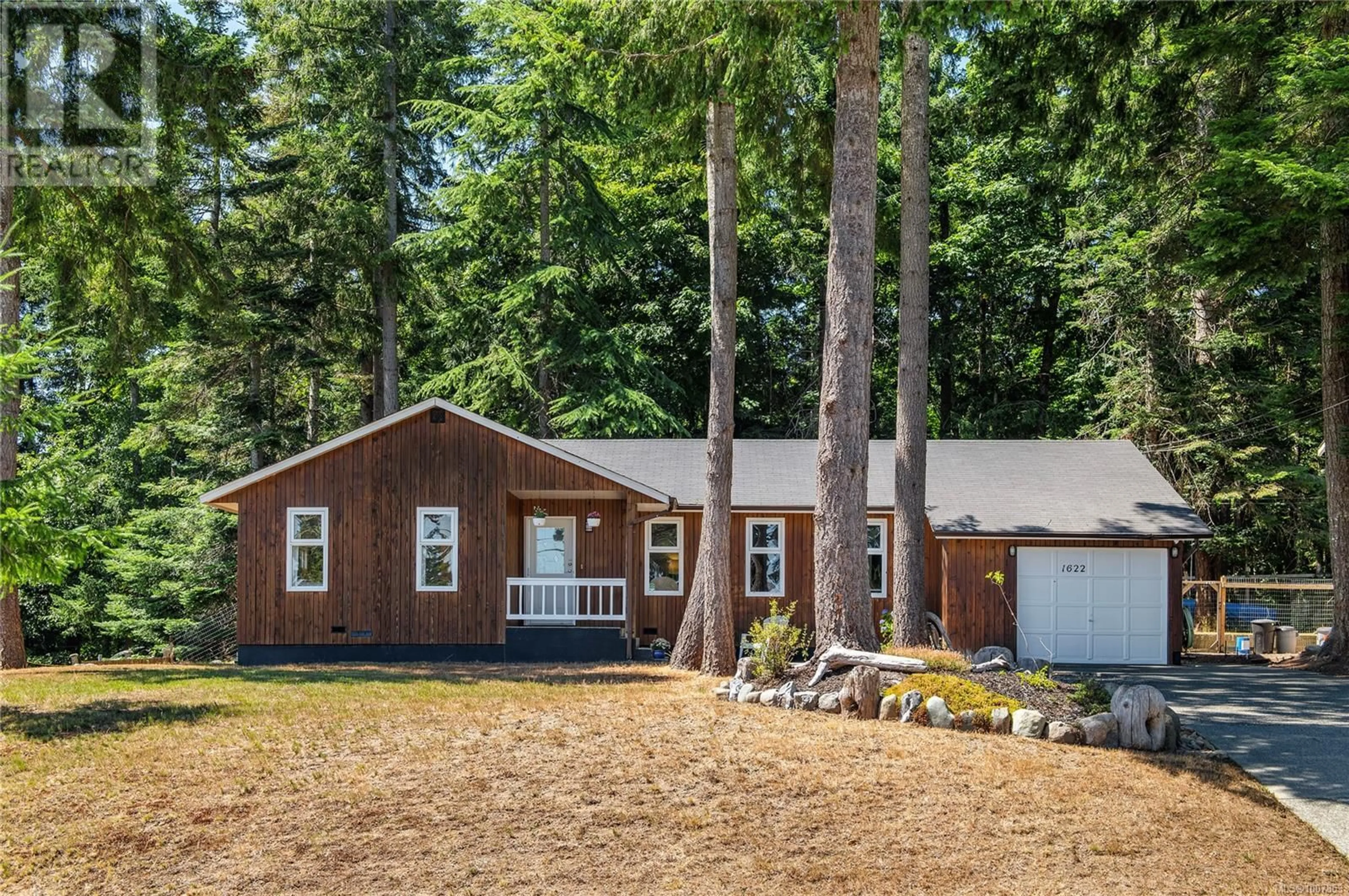 Home with vinyl exterior material, unknown for 1622 GALERNO ROAD, Campbell River British Columbia V9W1K4