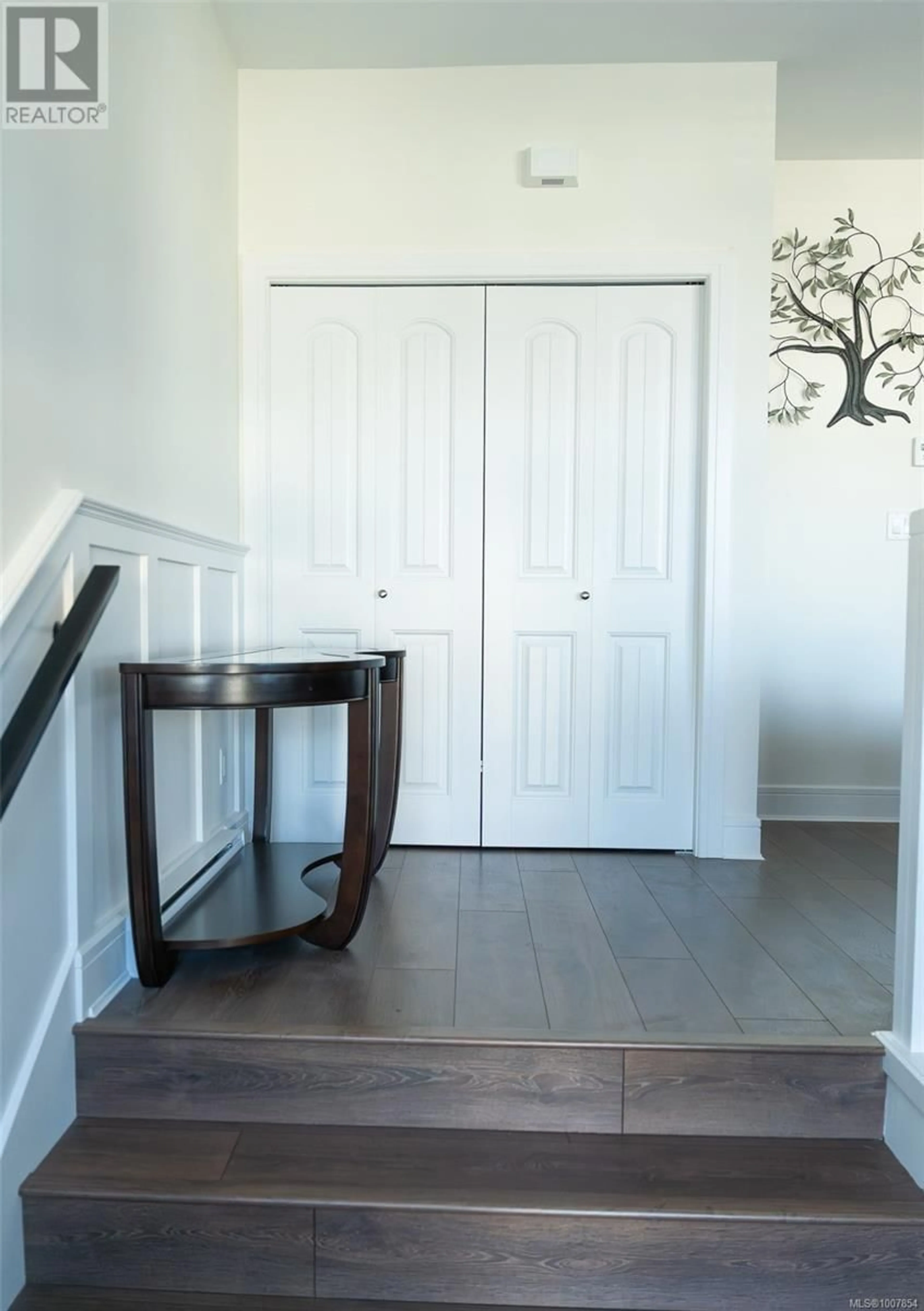 Indoor entryway for 1219 DREAMCATCHER PLACE, Langford British Columbia V9B0T6