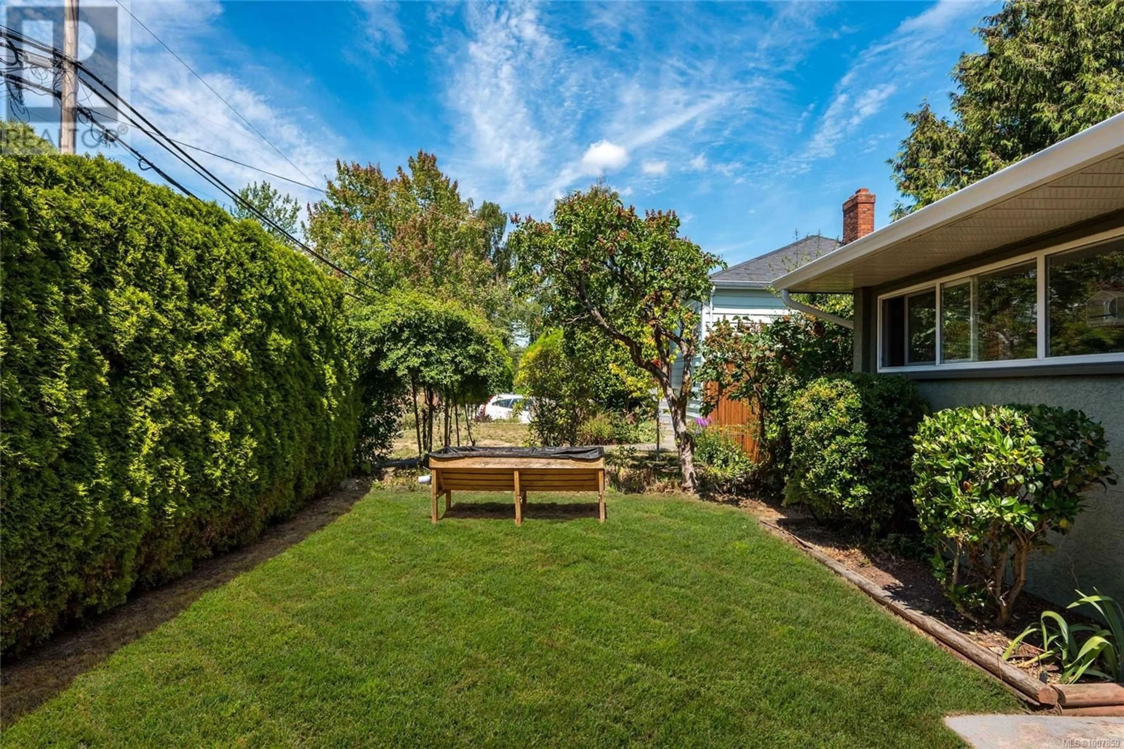 Patio, street for 2727 FIFTH STREET, Victoria British Columbia V8T4B1