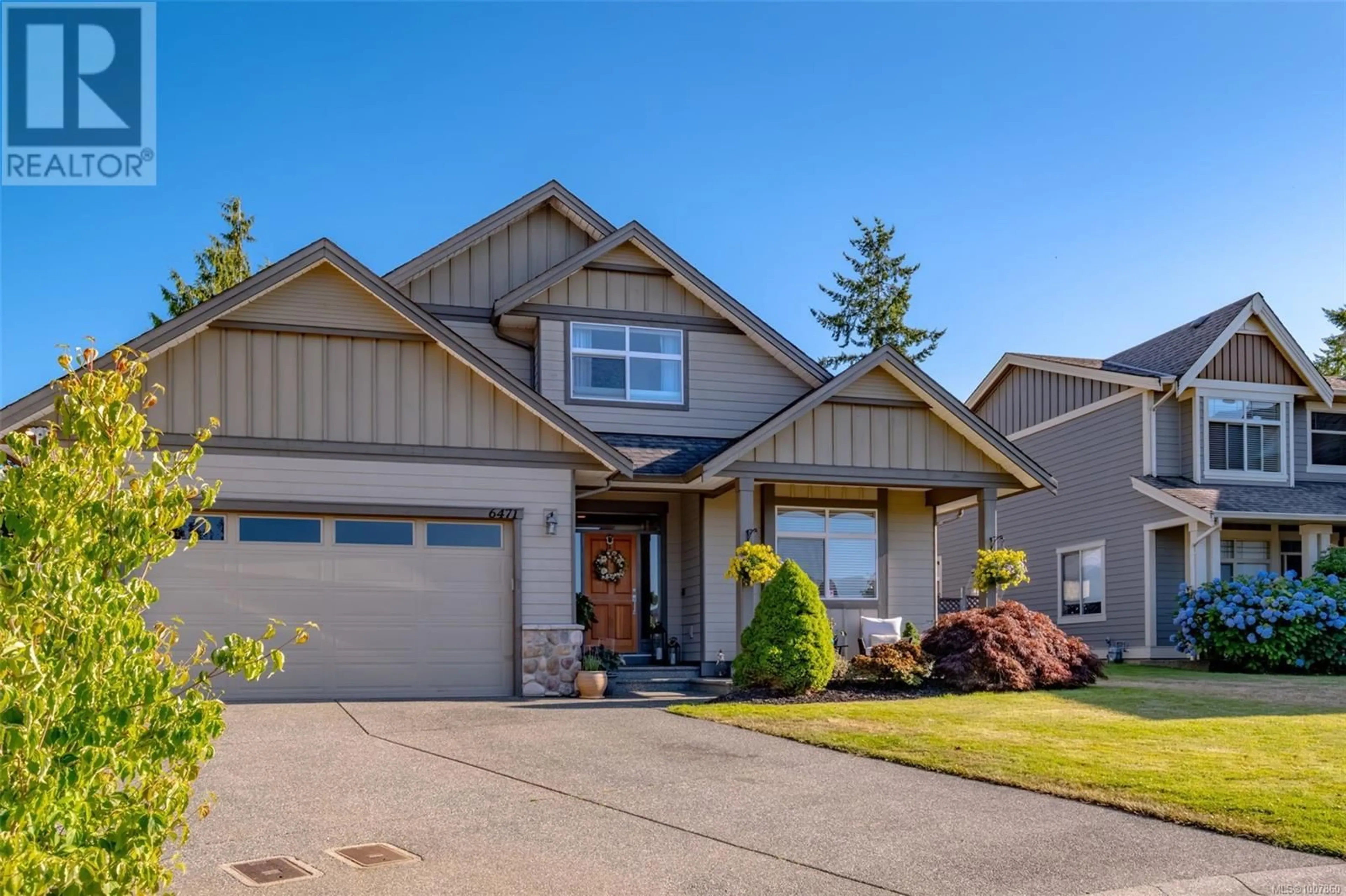 Home with vinyl exterior material, street for 6471 THORNWOOD PLACE, Nanaimo British Columbia V9V1V9
