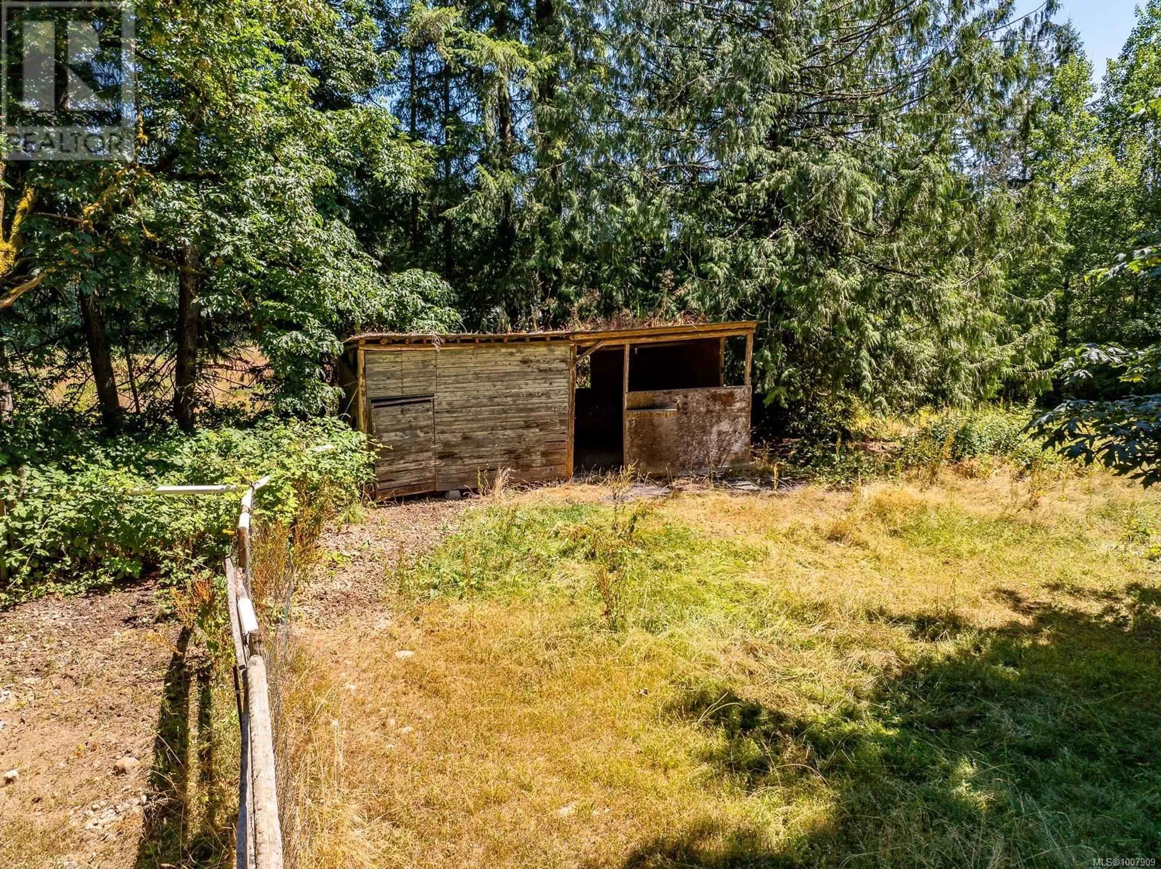 Shed for 2468 ENDALL ROAD, Black Creek British Columbia V0R1C0