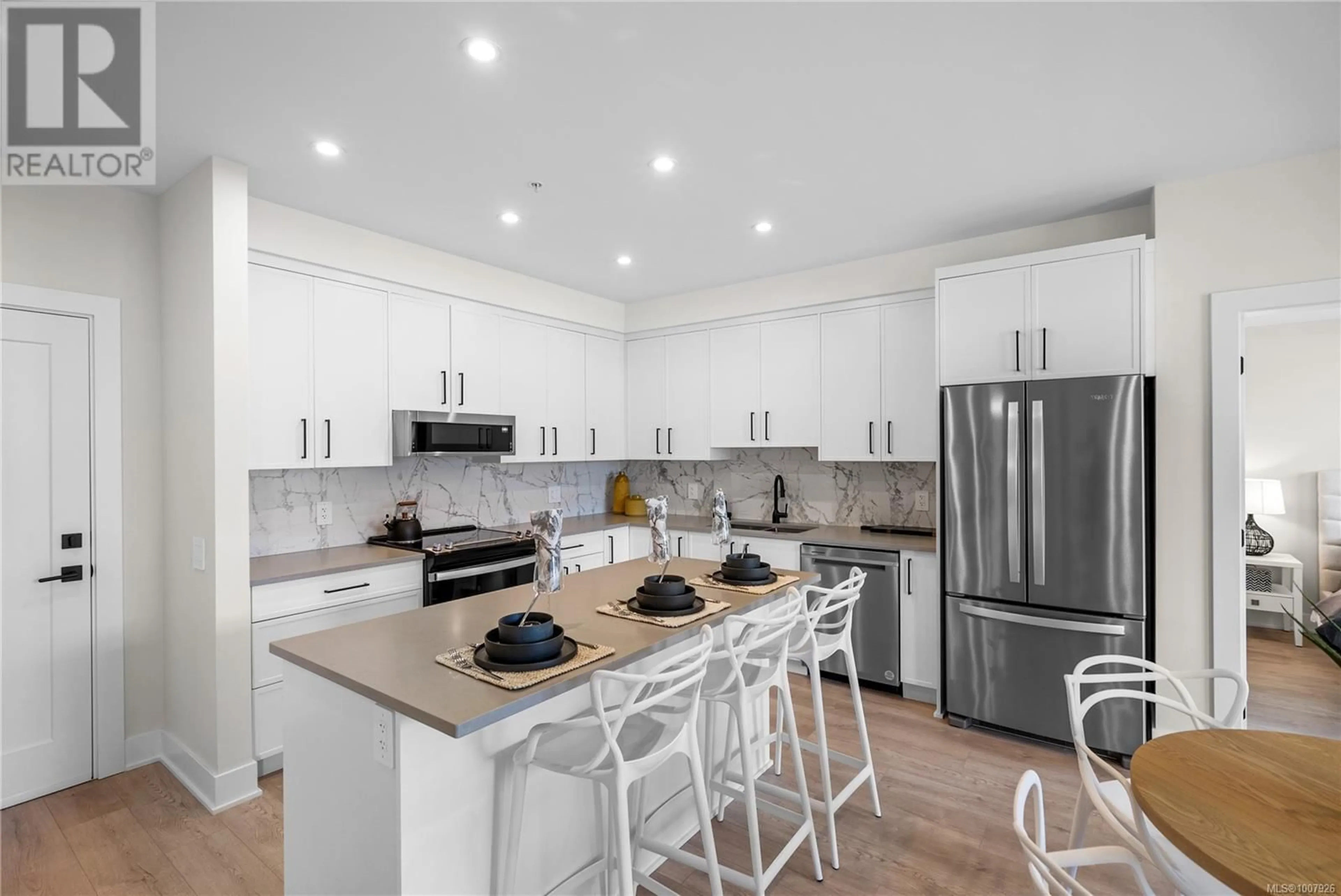 Open concept kitchen, unknown for 508 - 1371 GOLDSTREAM AVENUE, Langford British Columbia V9B7B4