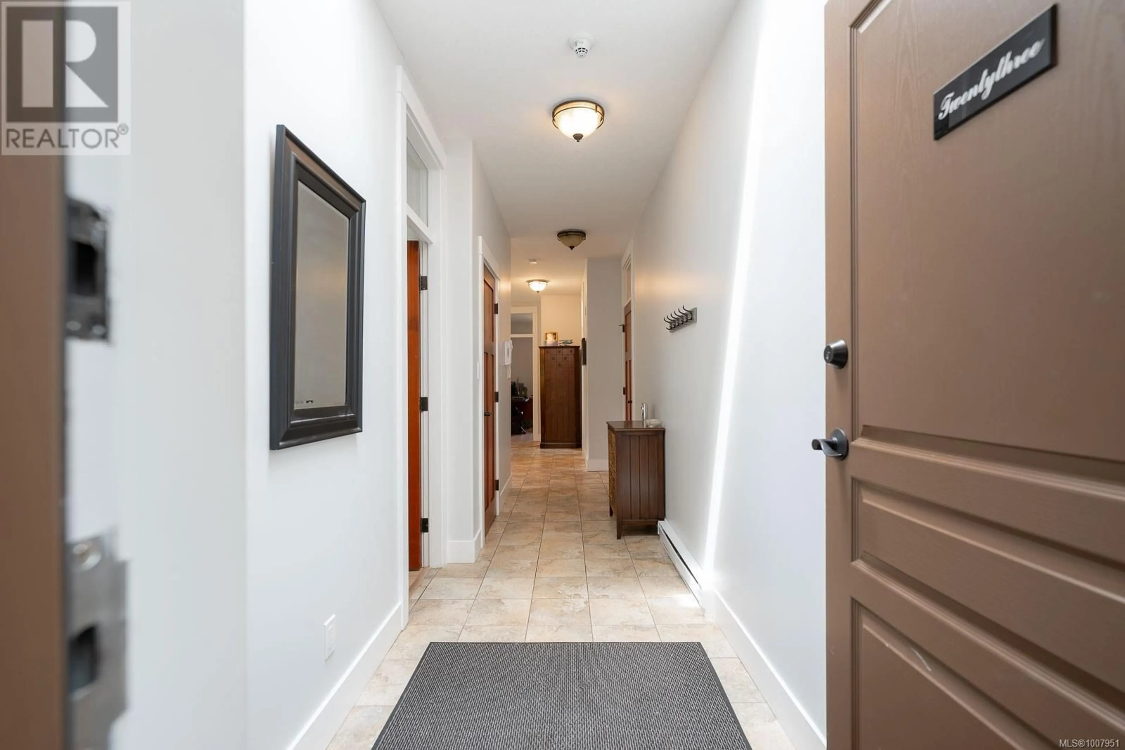 Indoor entryway for 23 - 1156 ROCKY CREEK ROAD, Ladysmith British Columbia V9G1K4