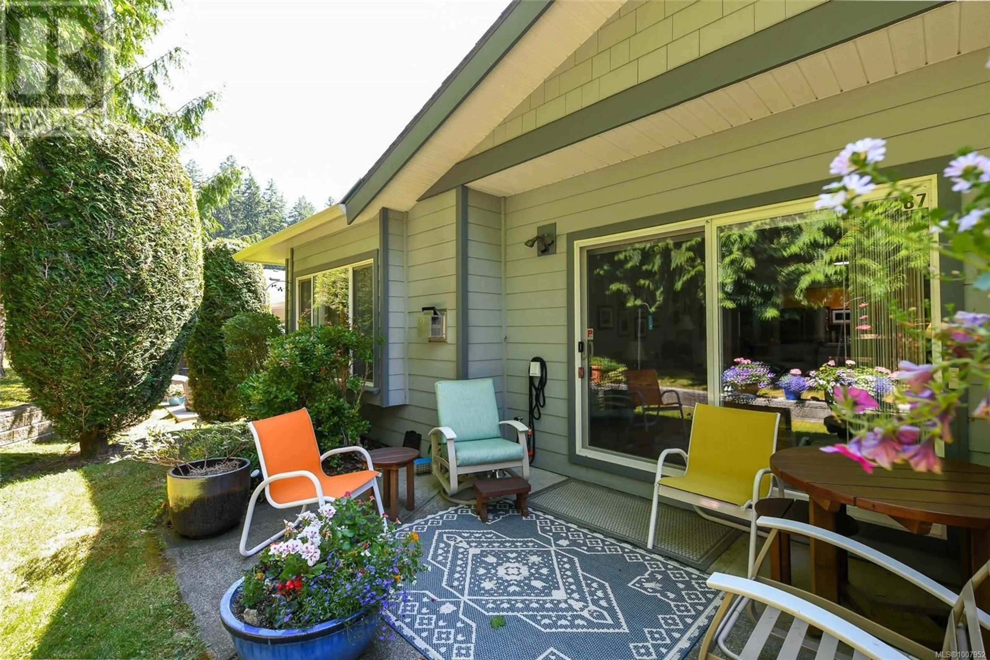Patio, street for 87 - 2001 BLUE JAY PLACE, Courtenay British Columbia V9N4A8