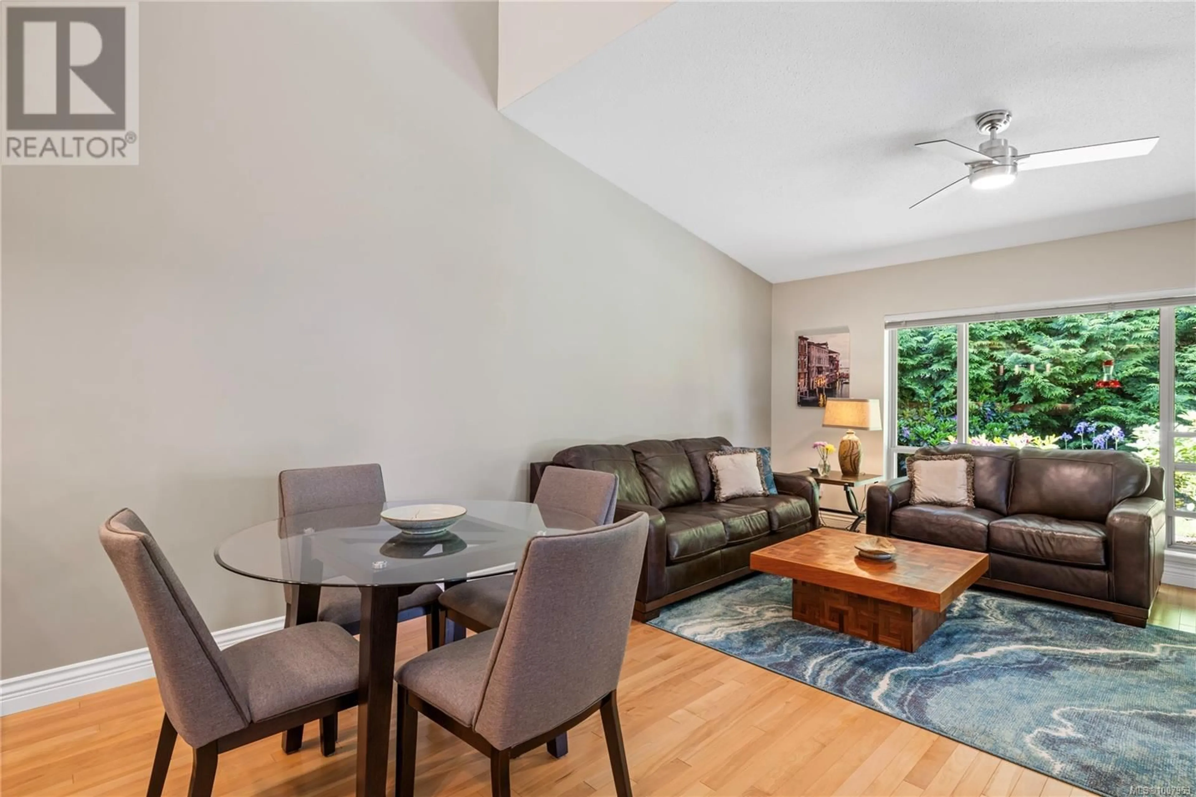 Living room with furniture, unknown for 1281 ROBERTON BOULEVARD, Parksville British Columbia V9P2P8