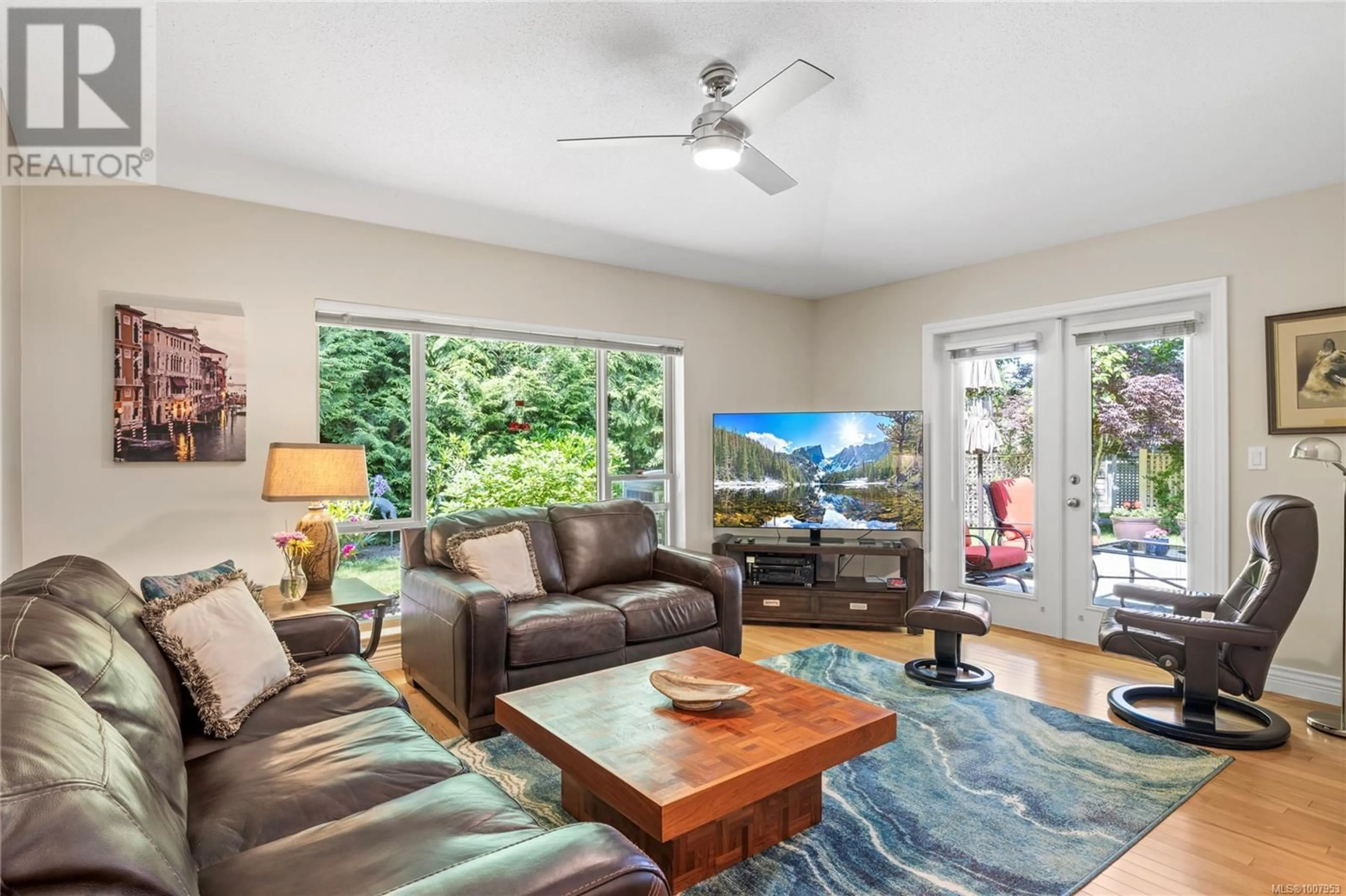 Living room with furniture, unknown for 1281 ROBERTON BOULEVARD, Parksville British Columbia V9P2P8