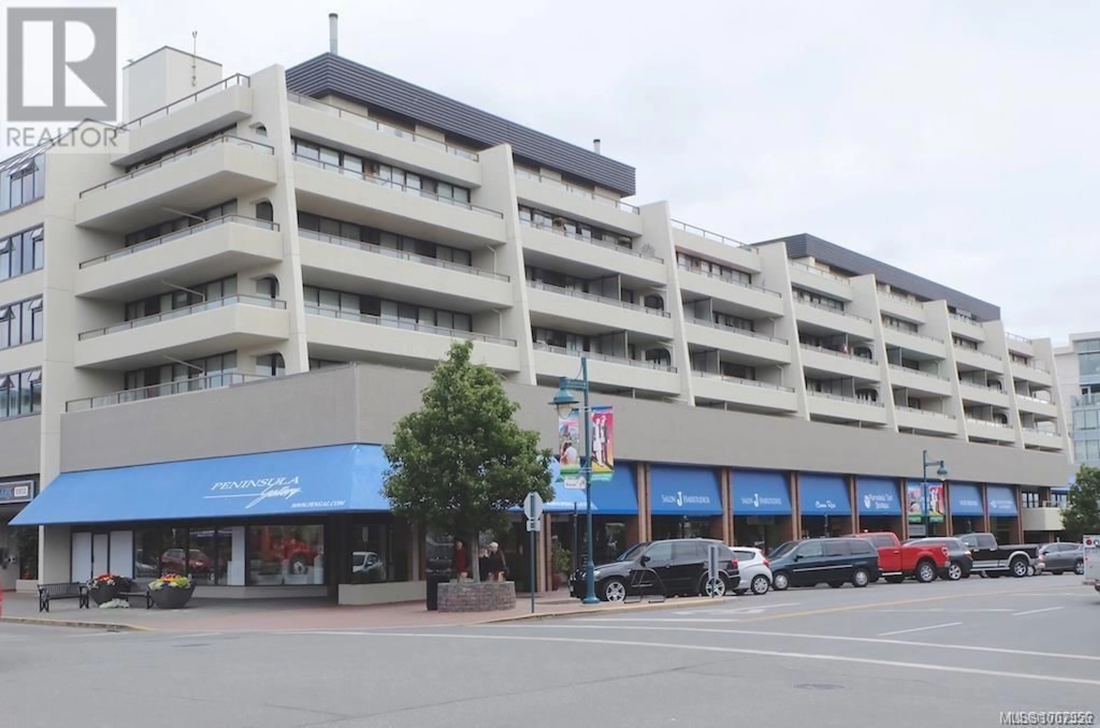Parking for 412 - 9805 SECOND STREET, Sidney British Columbia V8L4T9