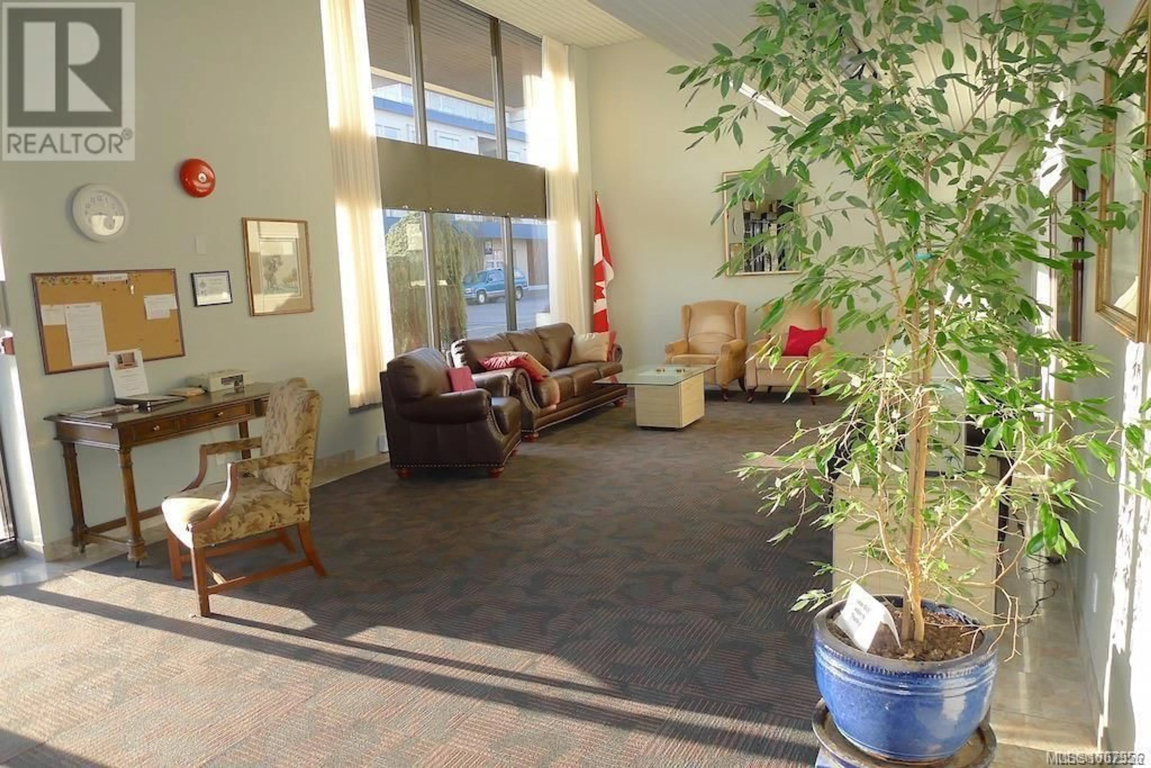 Lobby for 412 - 9805 SECOND STREET, Sidney British Columbia V8L4T9