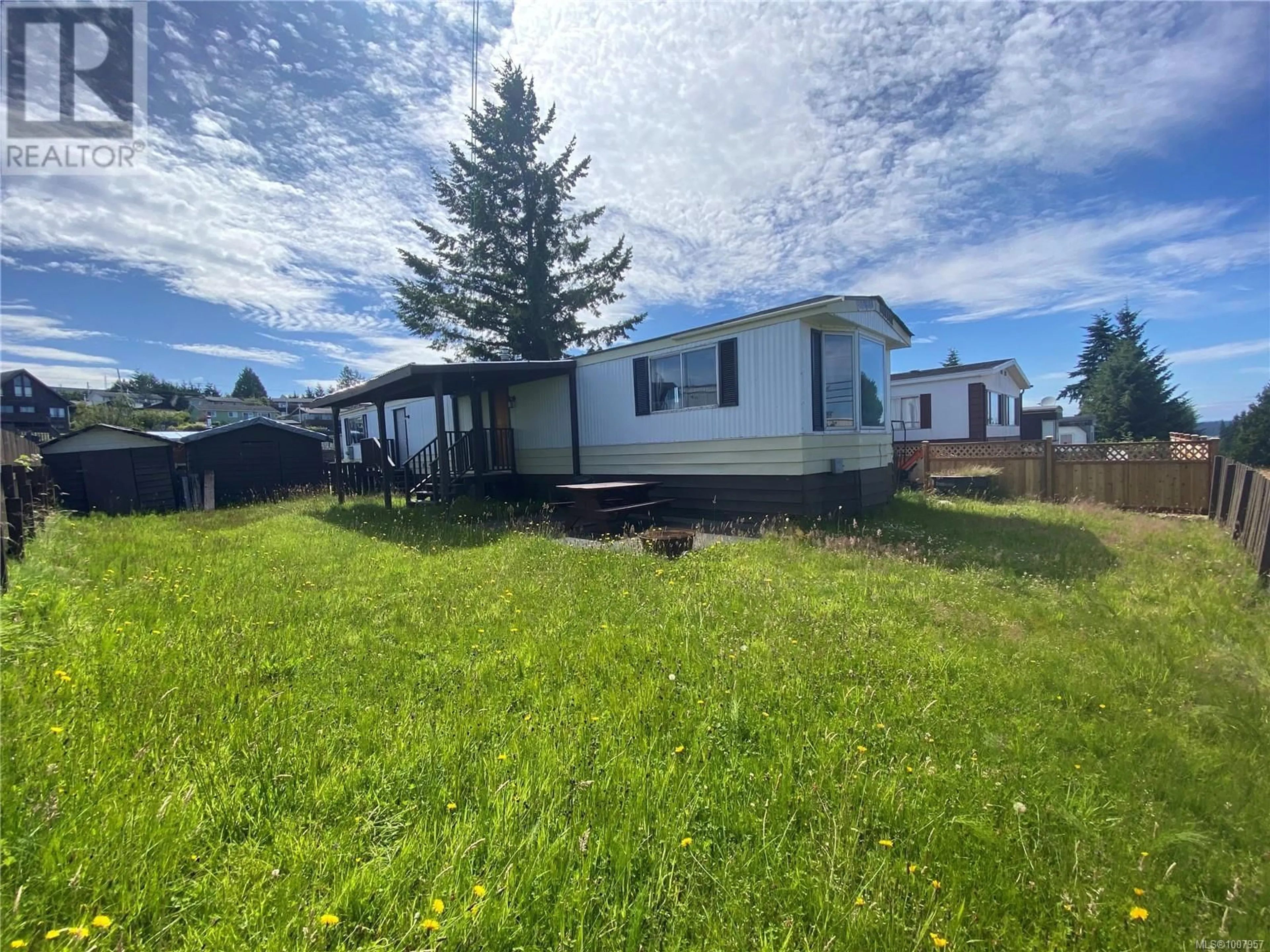 A pic from outside/outdoor area/front of a property/back of a property/a pic from drone, unknown for 2266 CAMOSUN CRESCENT, Port McNeill British Columbia V0N2R0
