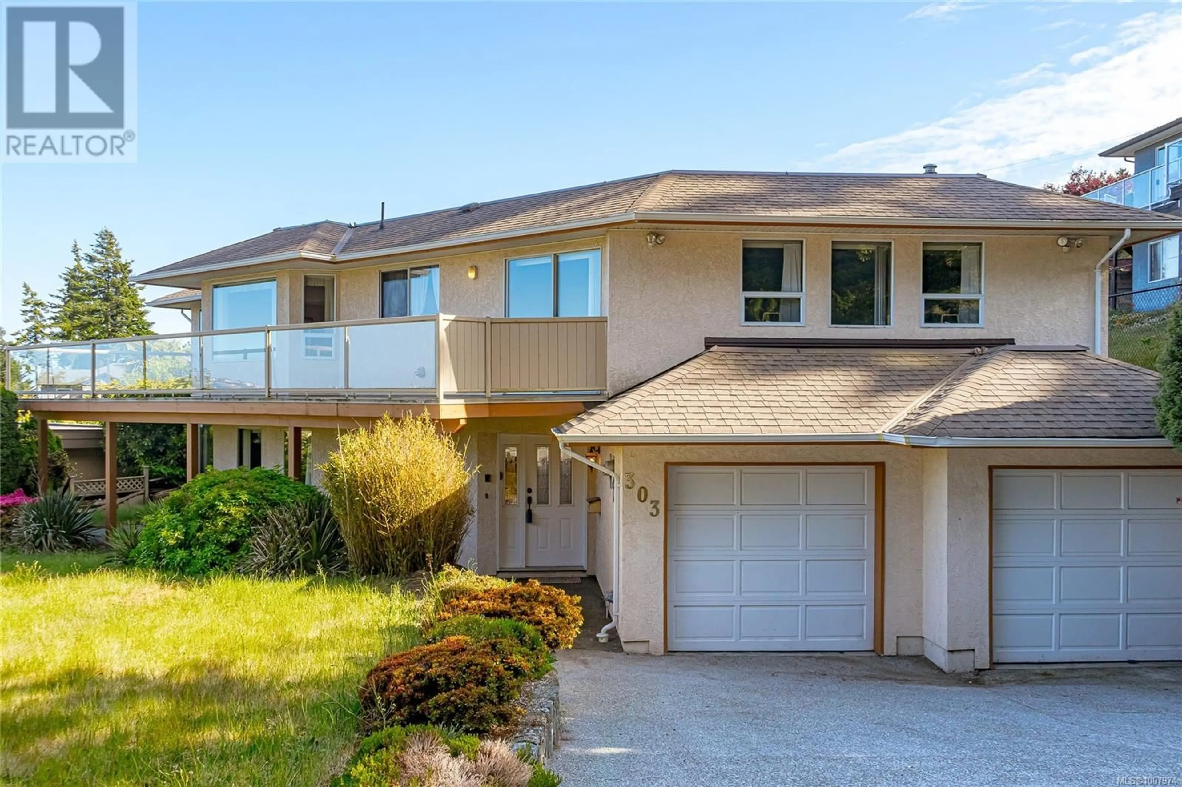 Home with vinyl exterior material, street for 303 LAGOON ROAD, Colwood British Columbia V9C3T3