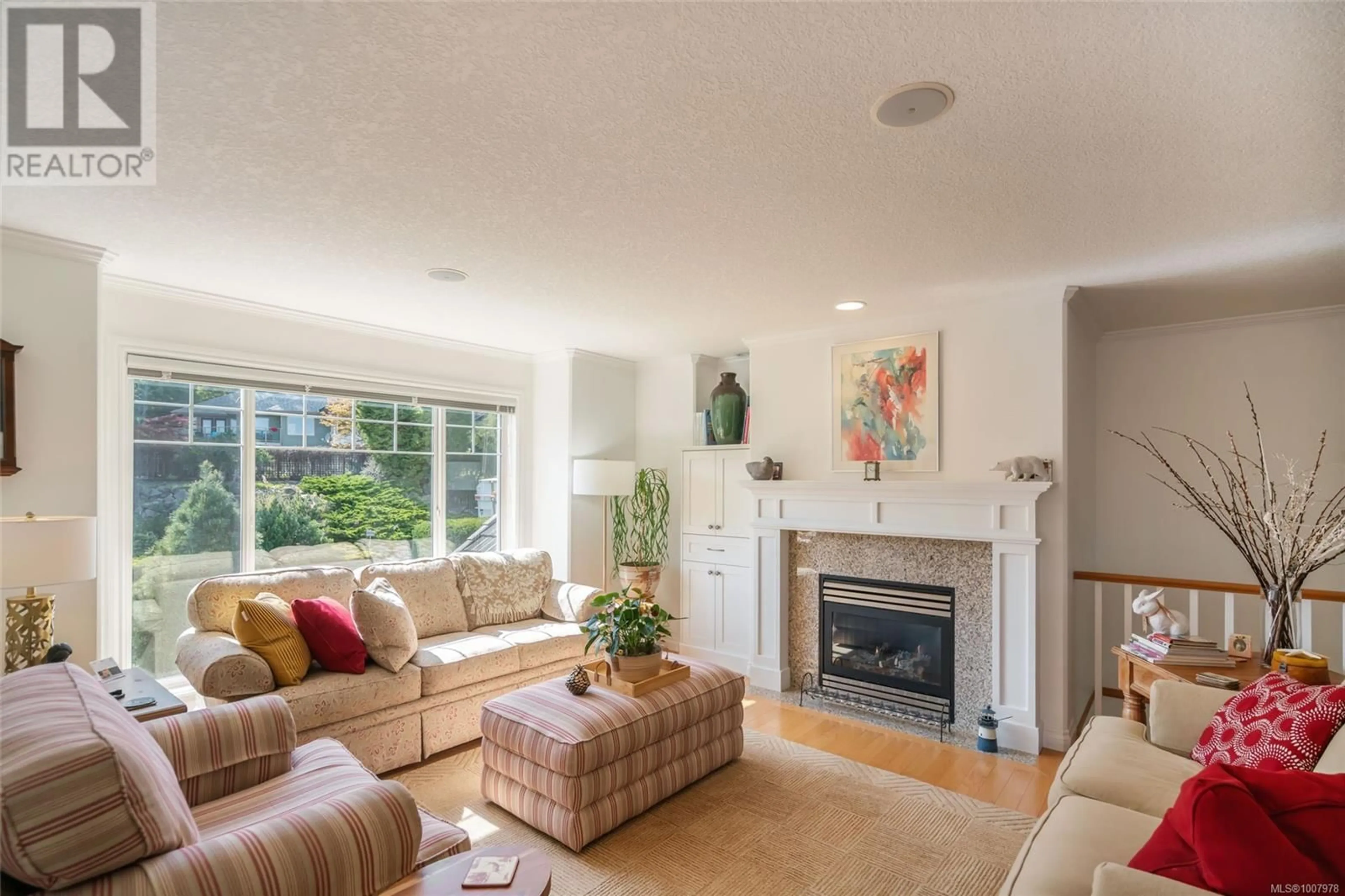 Living room with furniture, unknown for 2390 GLENELLEN PLACE, Nanoose Bay British Columbia V9P9G3