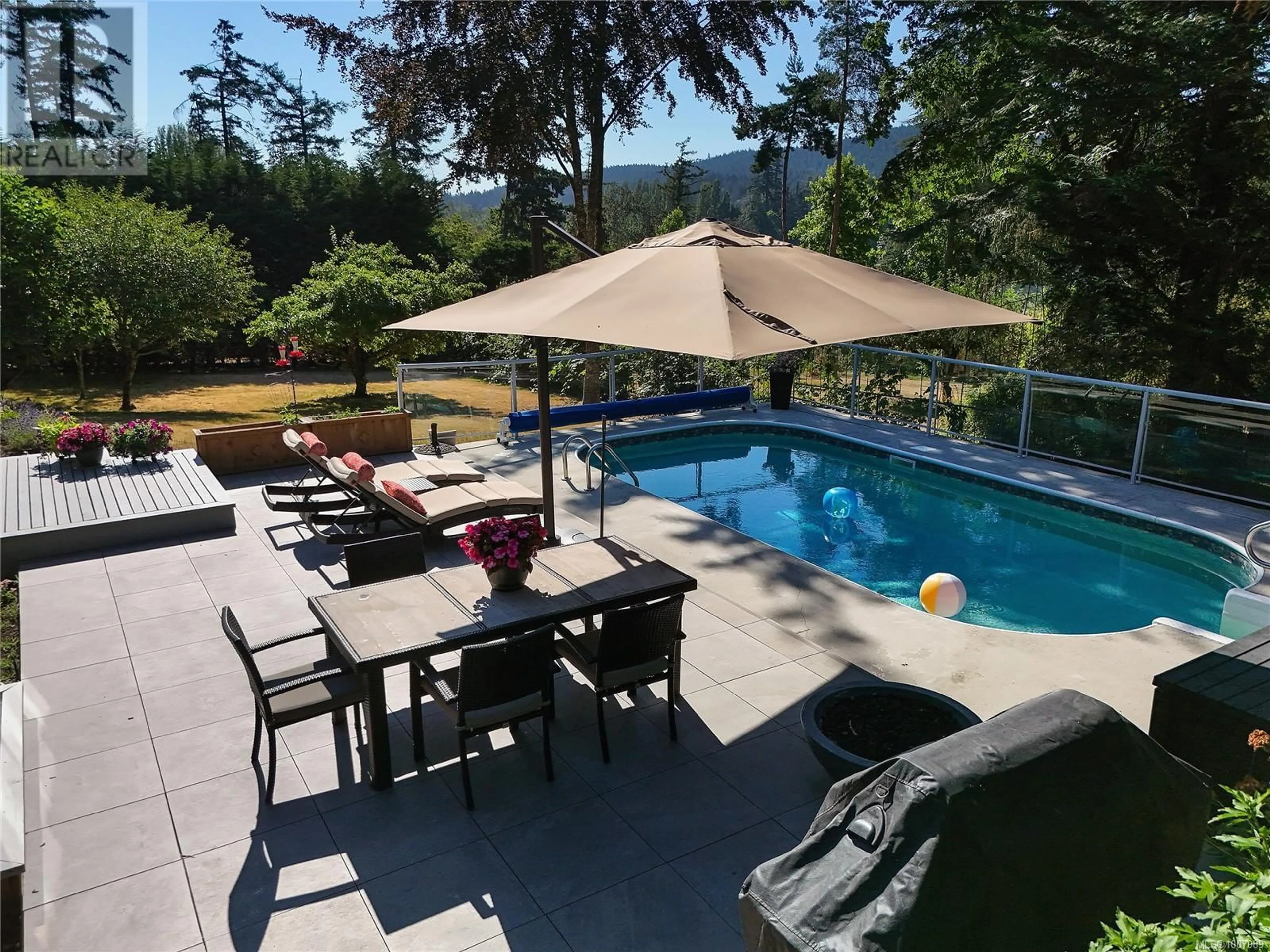Patio, water/lake/river/ocean view for 821 DALKEITH AVENUE, North Saanich British Columbia V8L5G7
