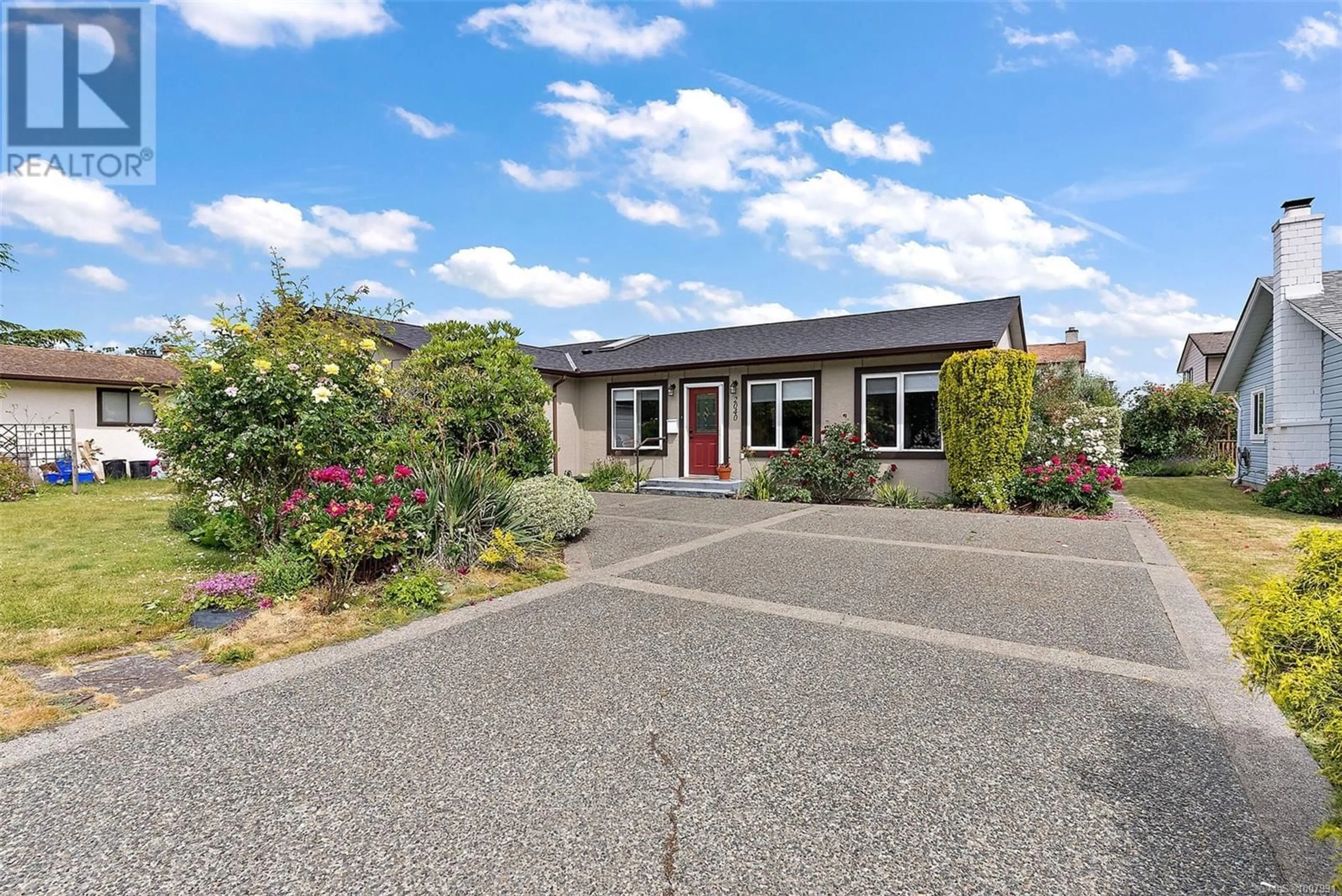 A pic from outside/outdoor area/front of a property/back of a property/a pic from drone, street for 2040 WINMEADOW PLACE, Sidney British Columbia V8L4S3