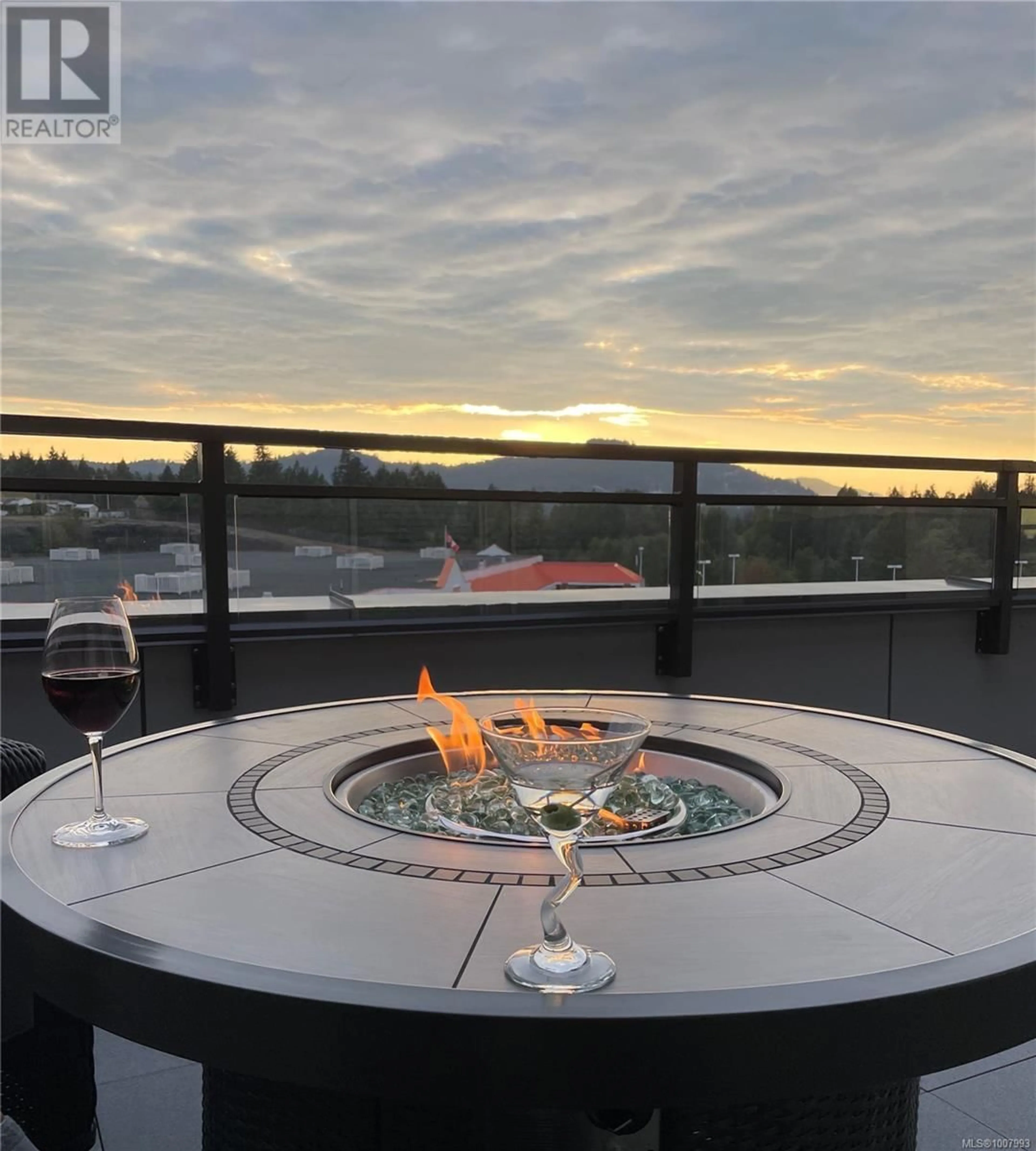 Patio, water/lake/river/ocean view for 504 - 6540 METRAL DRIVE, Nanaimo British Columbia V9L0L8