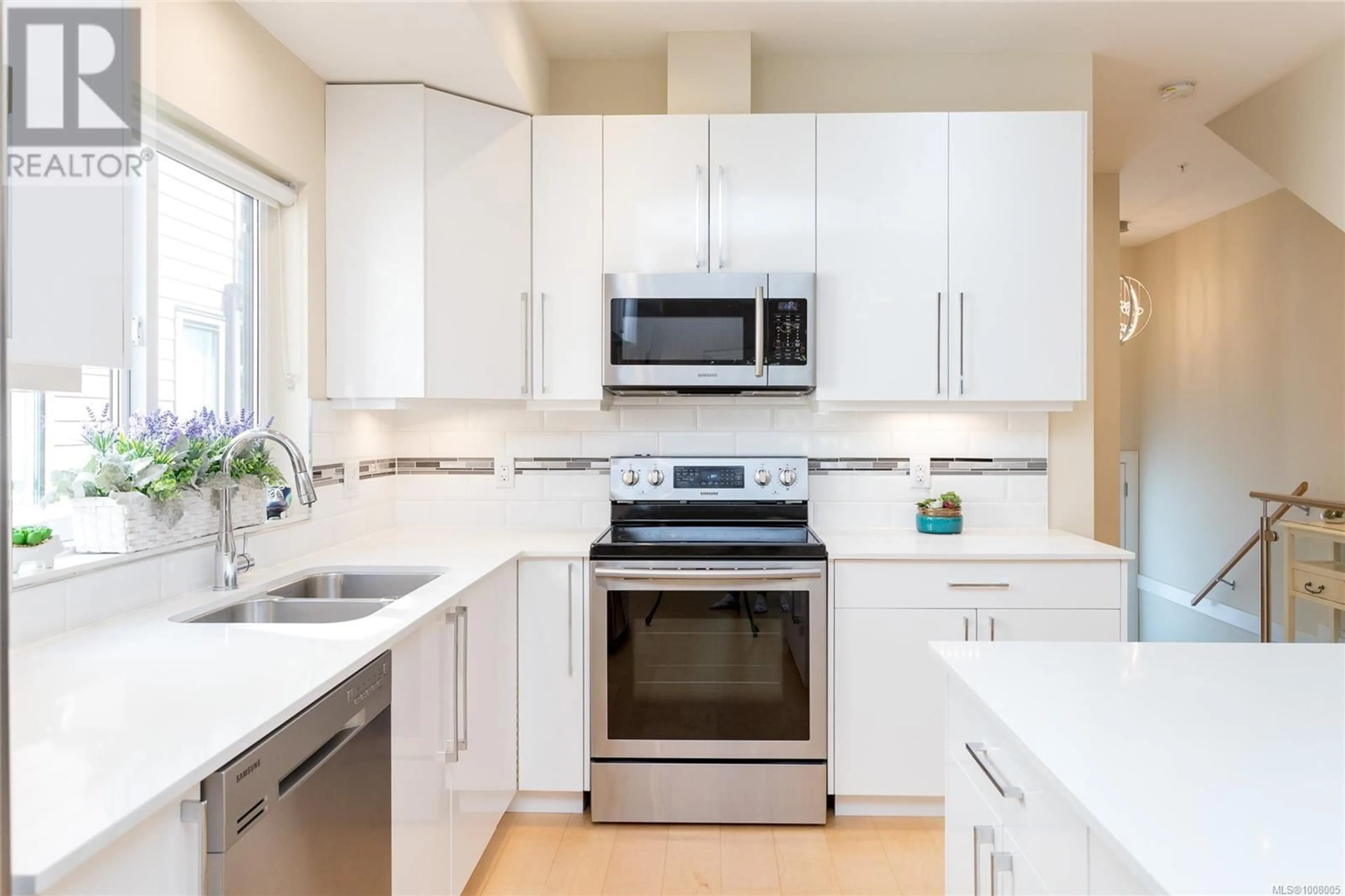 Unknown for 127 - 300 PHELPS AVENUE, Langford British Columbia V9B5R9