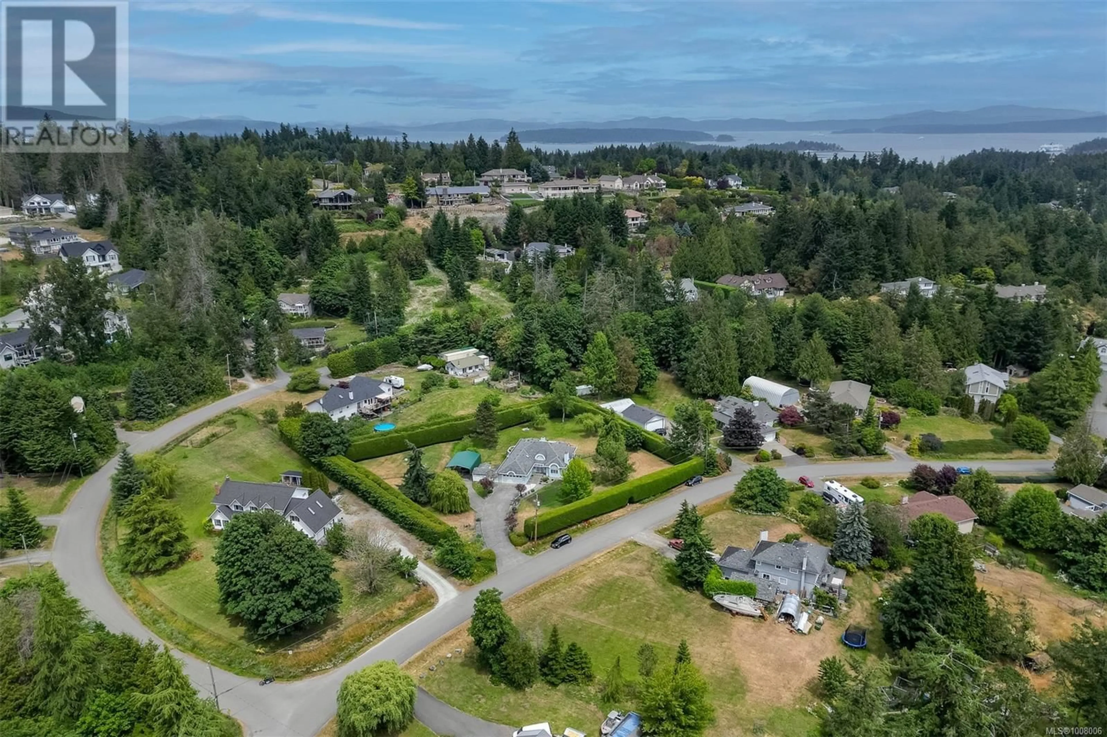 A pic from outside/outdoor area/front of a property/back of a property/a pic from drone, unknown for 10978 CEDAR LANE, North Saanich British Columbia V8L5R1