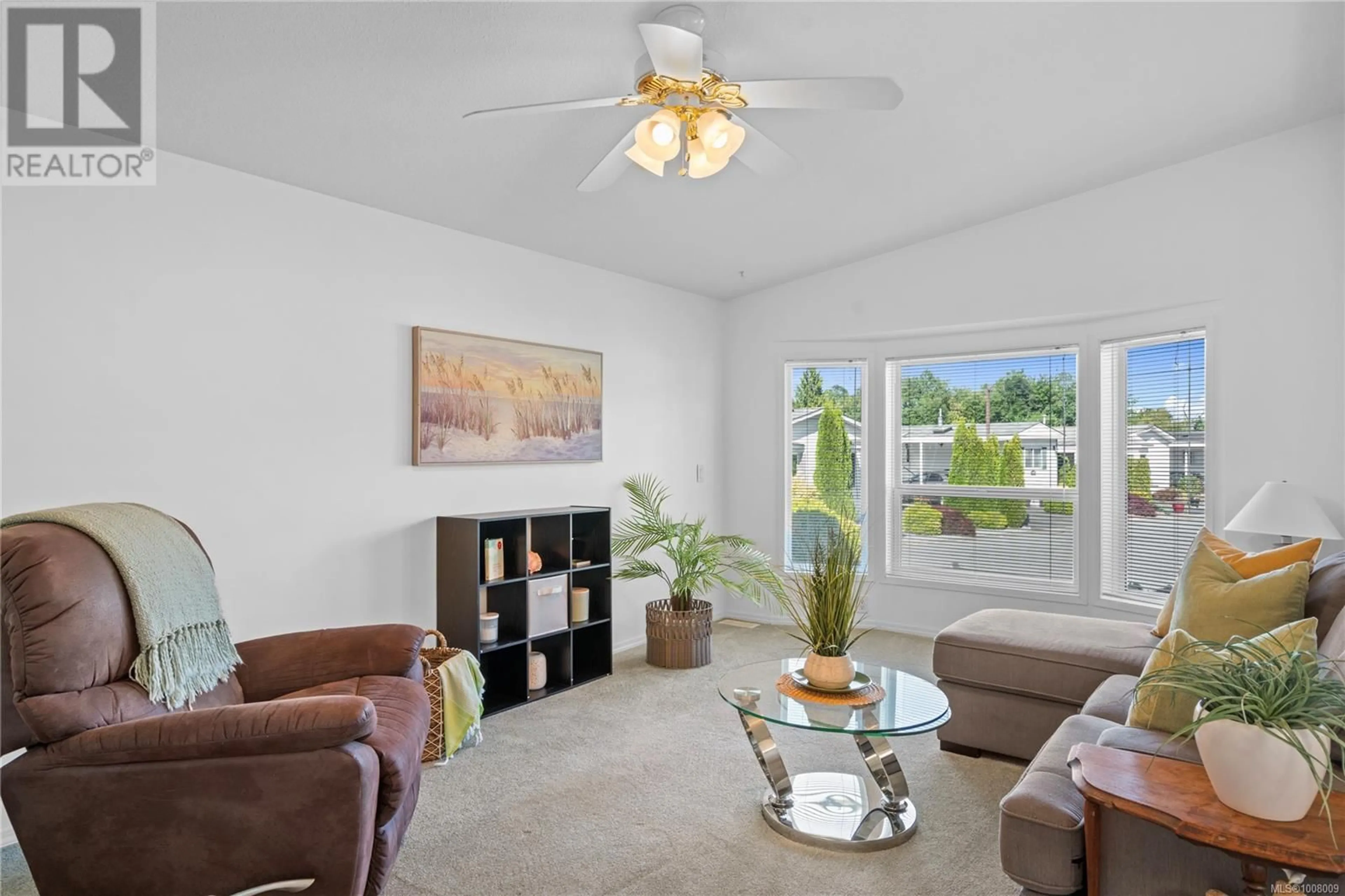 Living room with furniture, unknown for 101 - 1833 NOORZAN STREET, Nanaimo British Columbia V9R6N1
