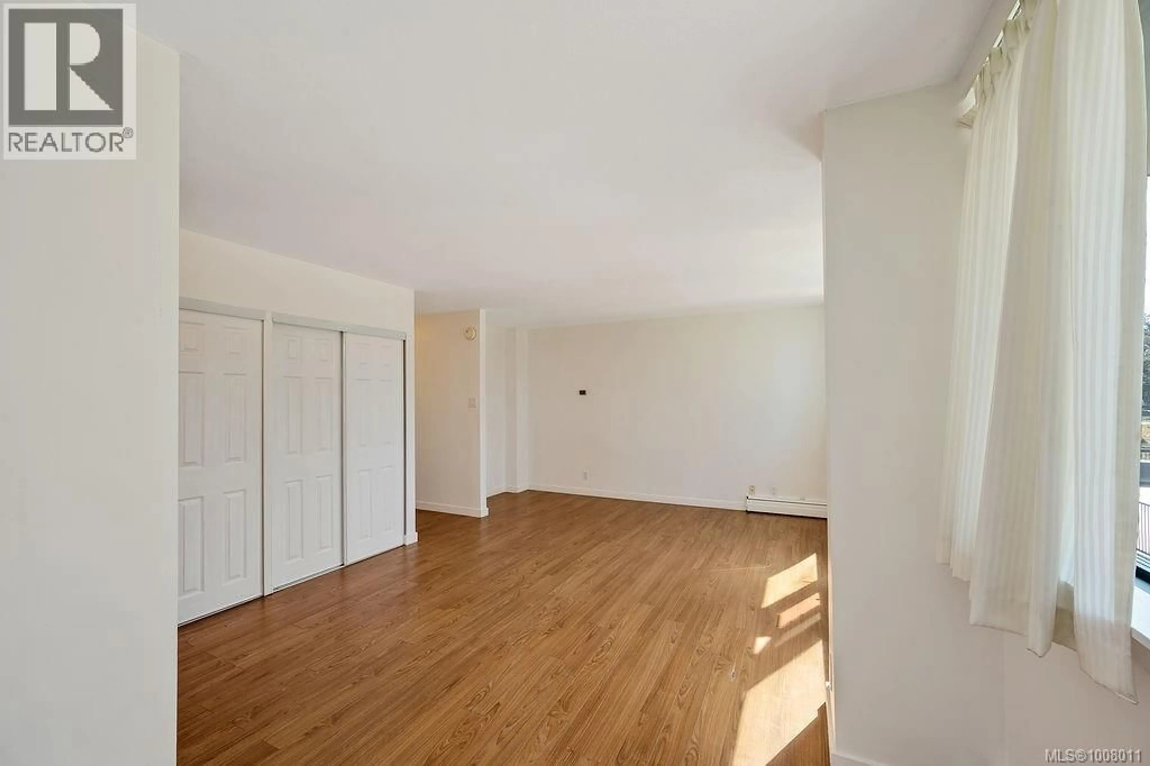 A pic of a room for 307 - 647 MICHIGAN STREET, Victoria British Columbia V8V1S9
