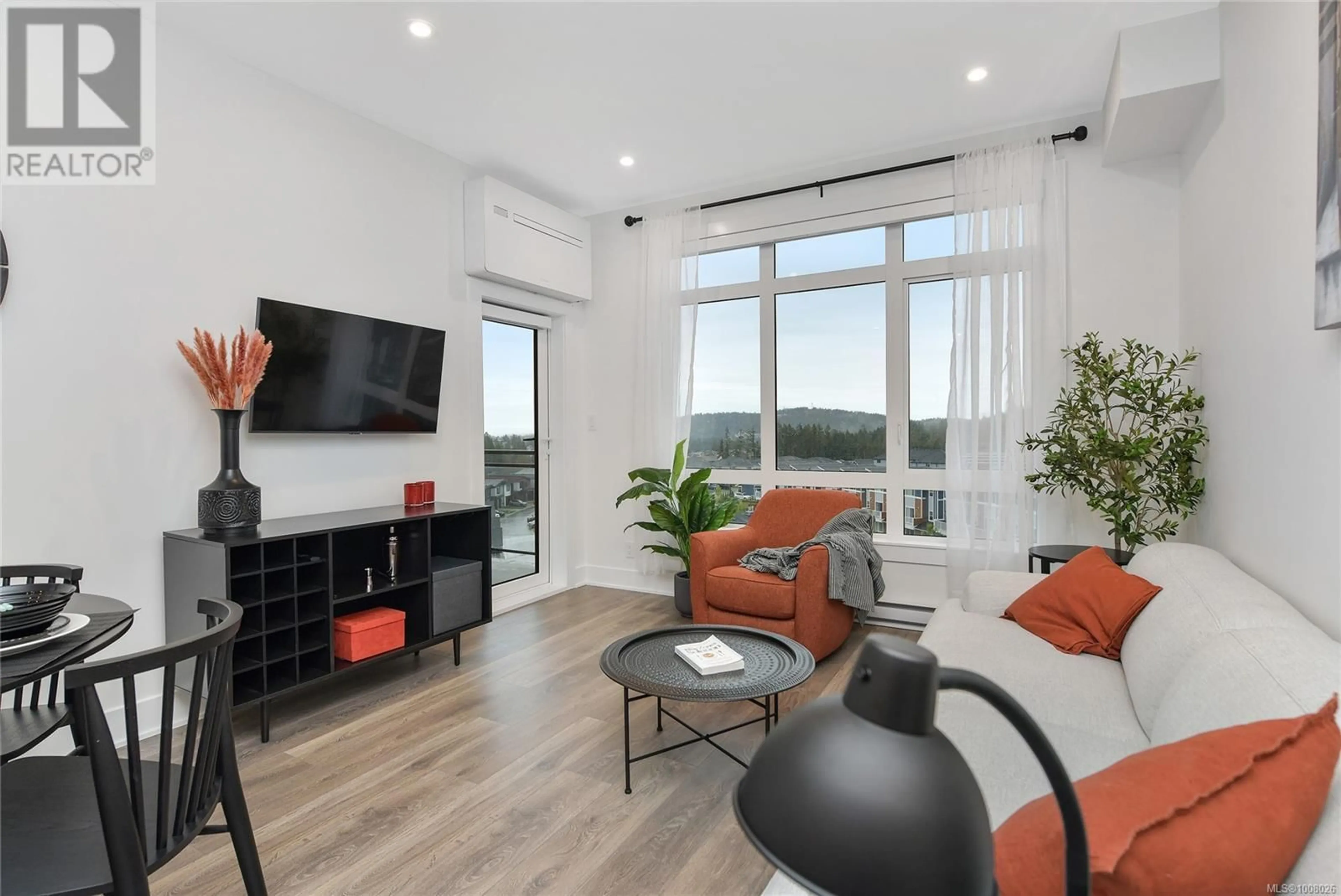 Living room with furniture, unknown for 303 - 1110 SAMAR CRESCENT, Langford British Columbia V9B7C5