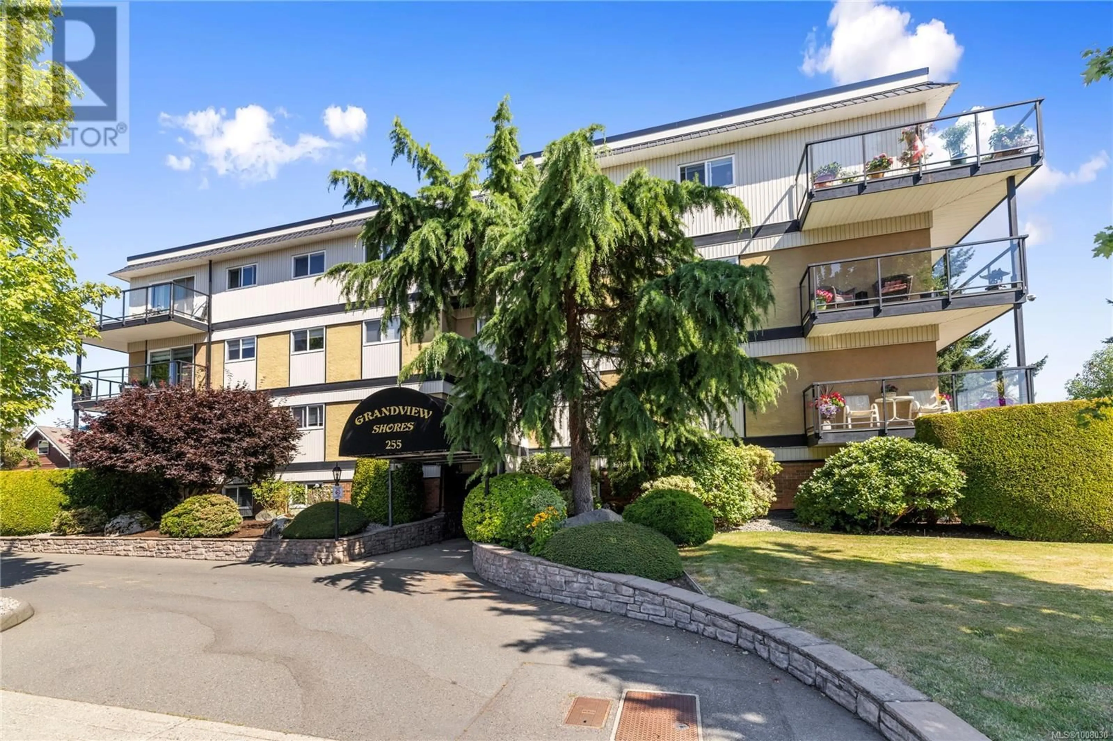 Patio, unknown for 209 - 255 HIRST AVENUE, Parksville British Columbia V9P1P5