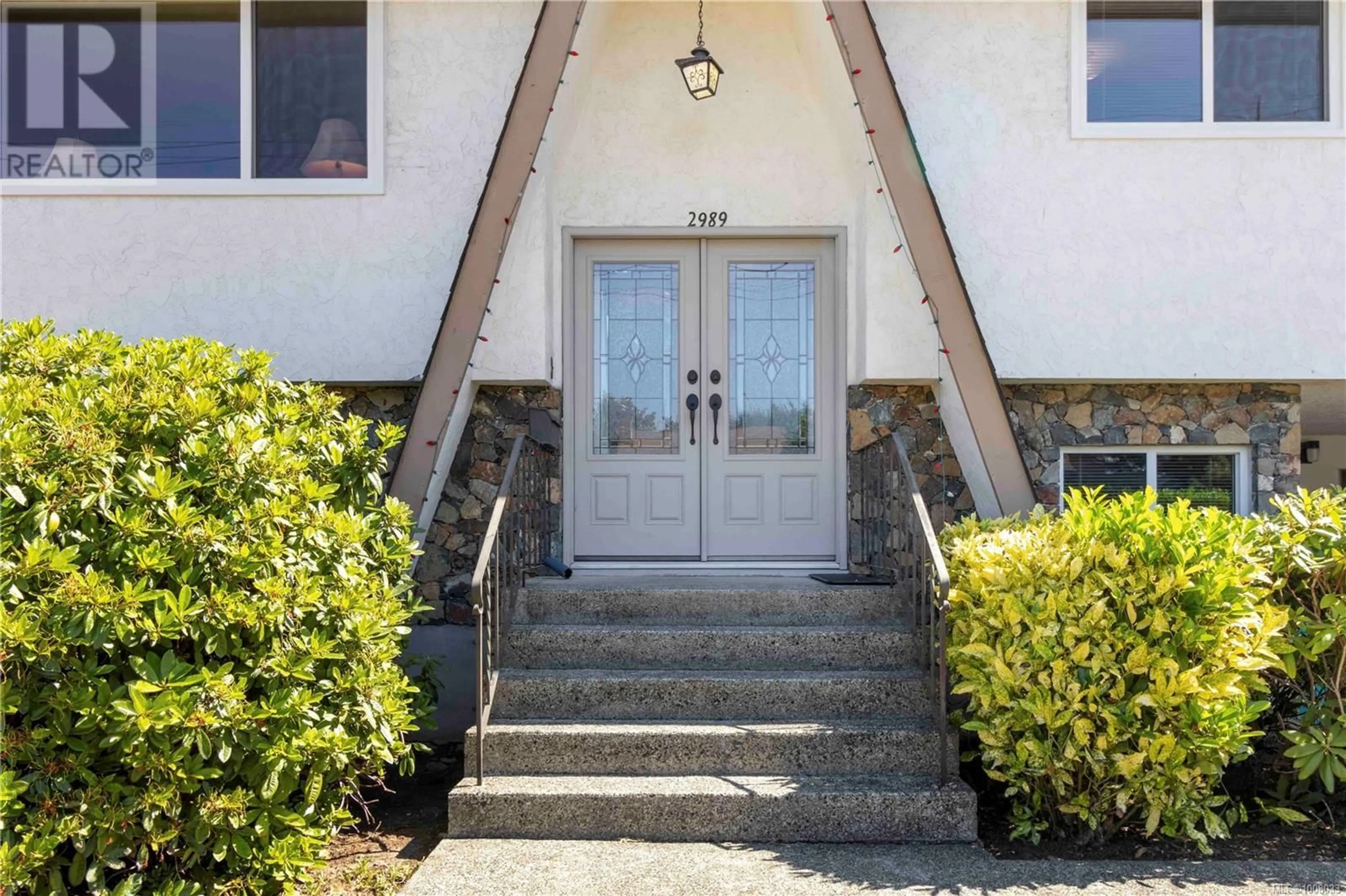 Indoor entryway for 2989 CHARLOTTE DRIVE, Colwood British Columbia V9B4L9