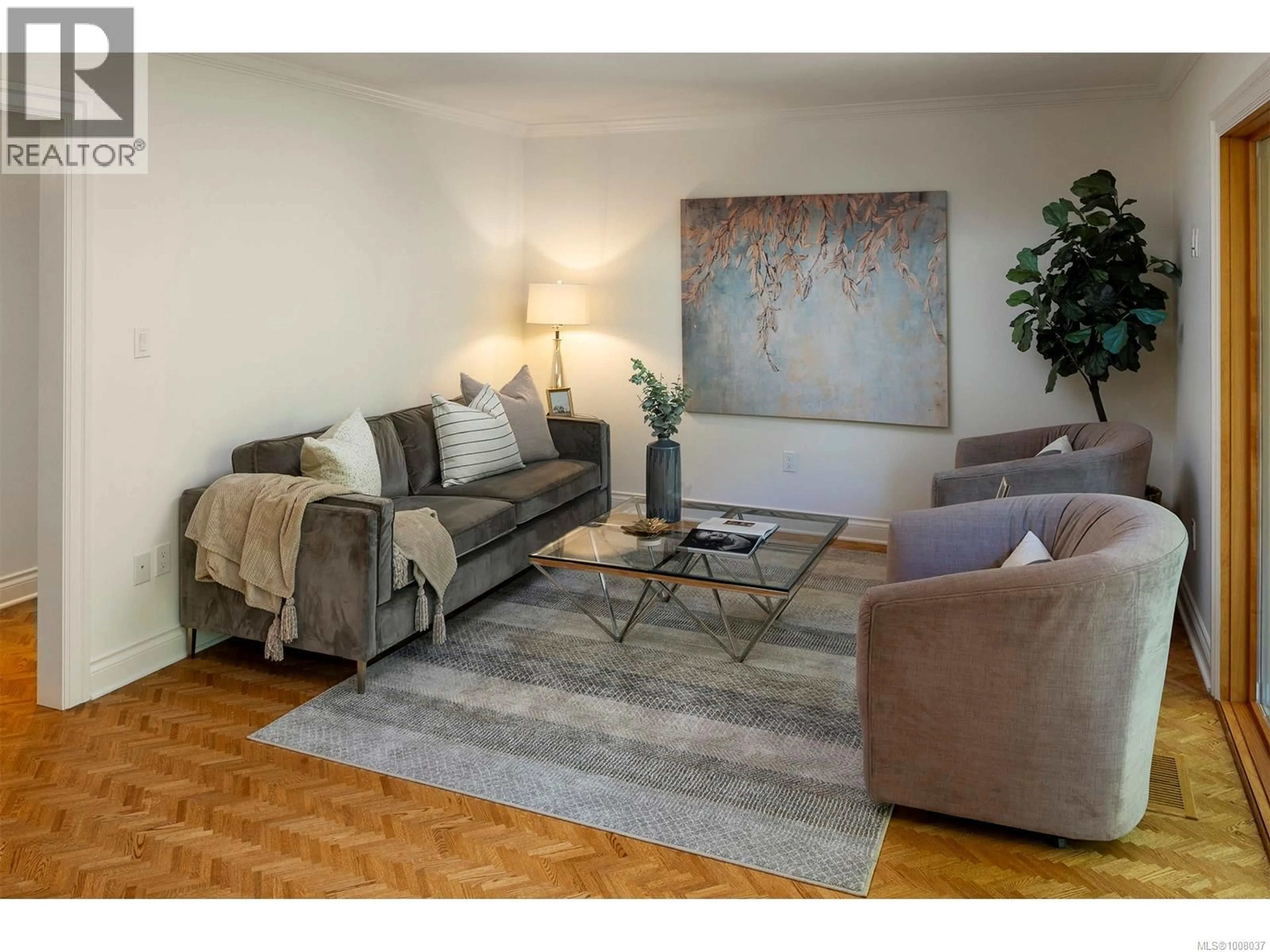 Living room with furniture, unknown for 991 NEWPORT AVENUE, Oak Bay British Columbia V8S5H8