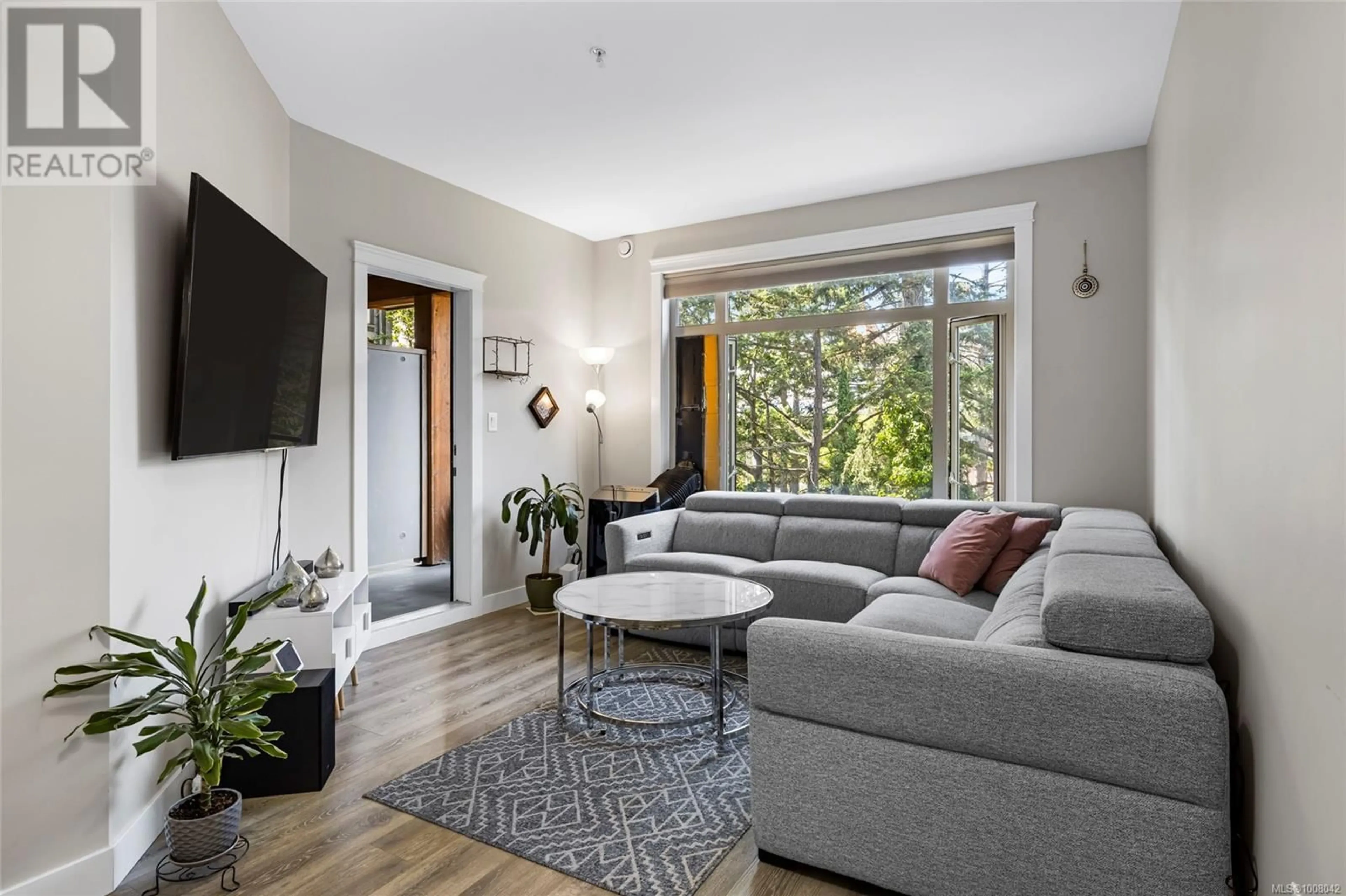Living room with furniture, unknown for 307 - 844 GOLDSTREAM AVENUE, Langford British Columbia V9B2X7