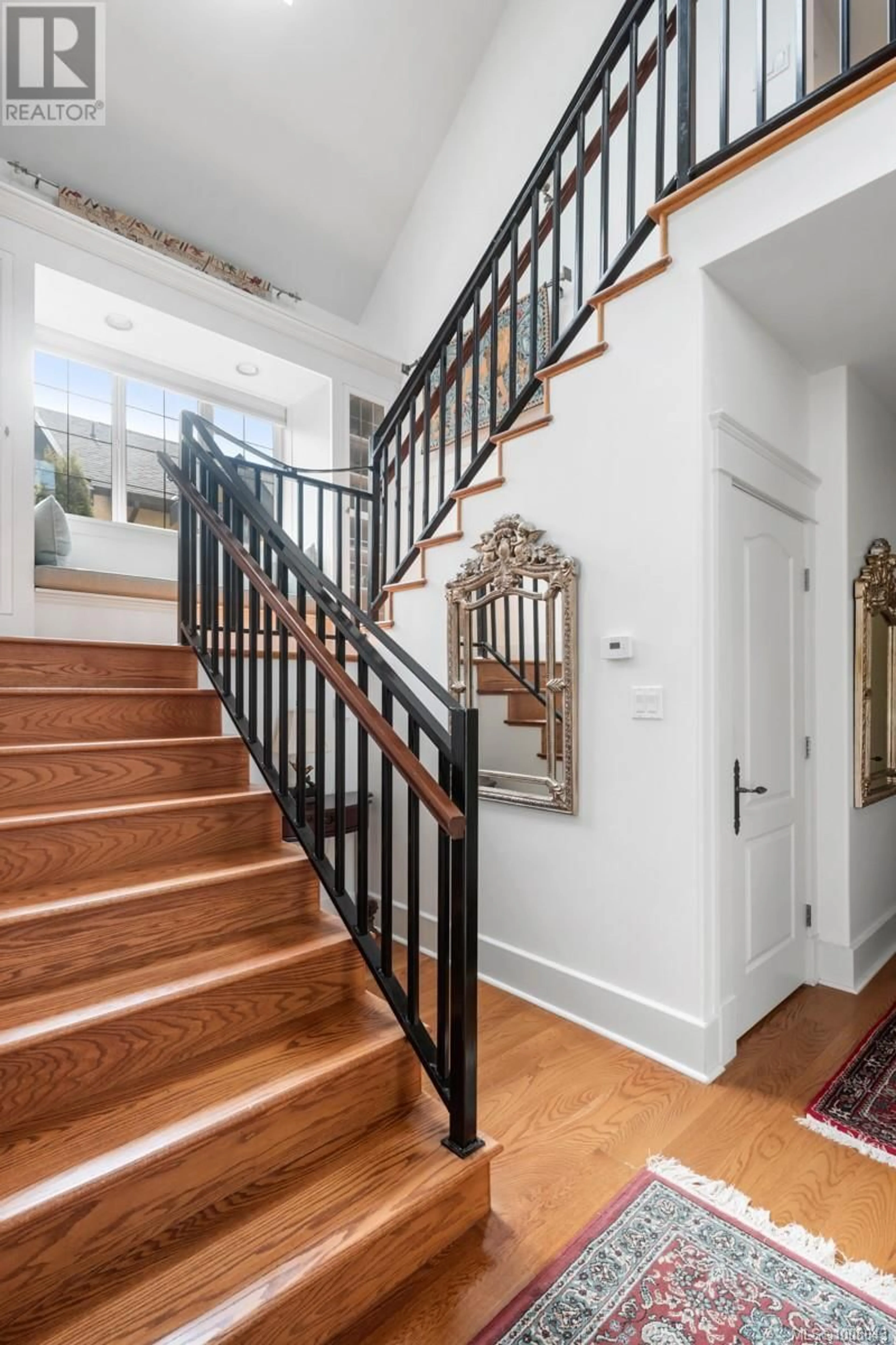 Unknown for 1597 HAMPSHIRE ROAD, Oak Bay British Columbia V8R5T4