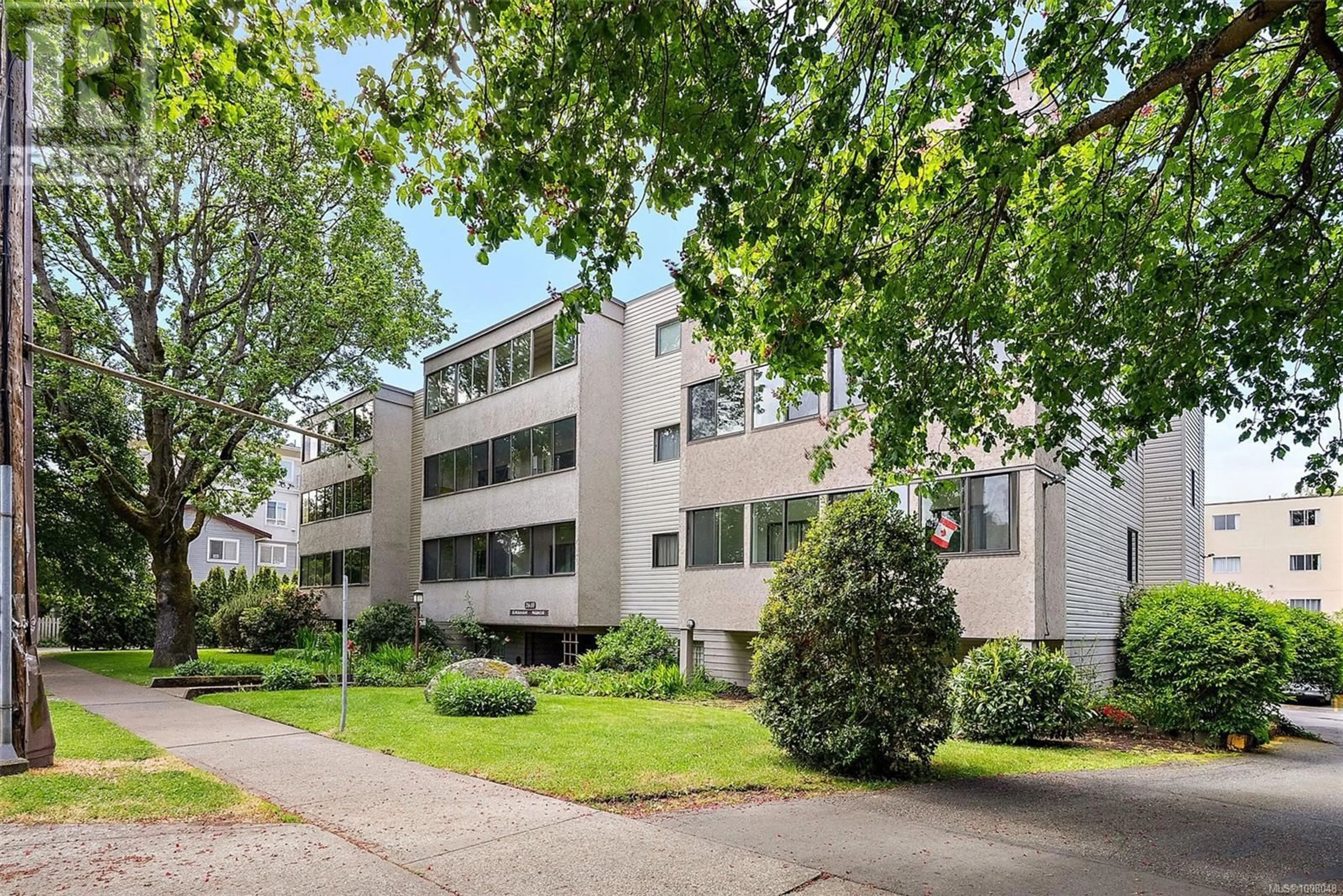 Unknown for 103 - 2610 GRAHAM STREET, Victoria British Columbia V8T3Y9