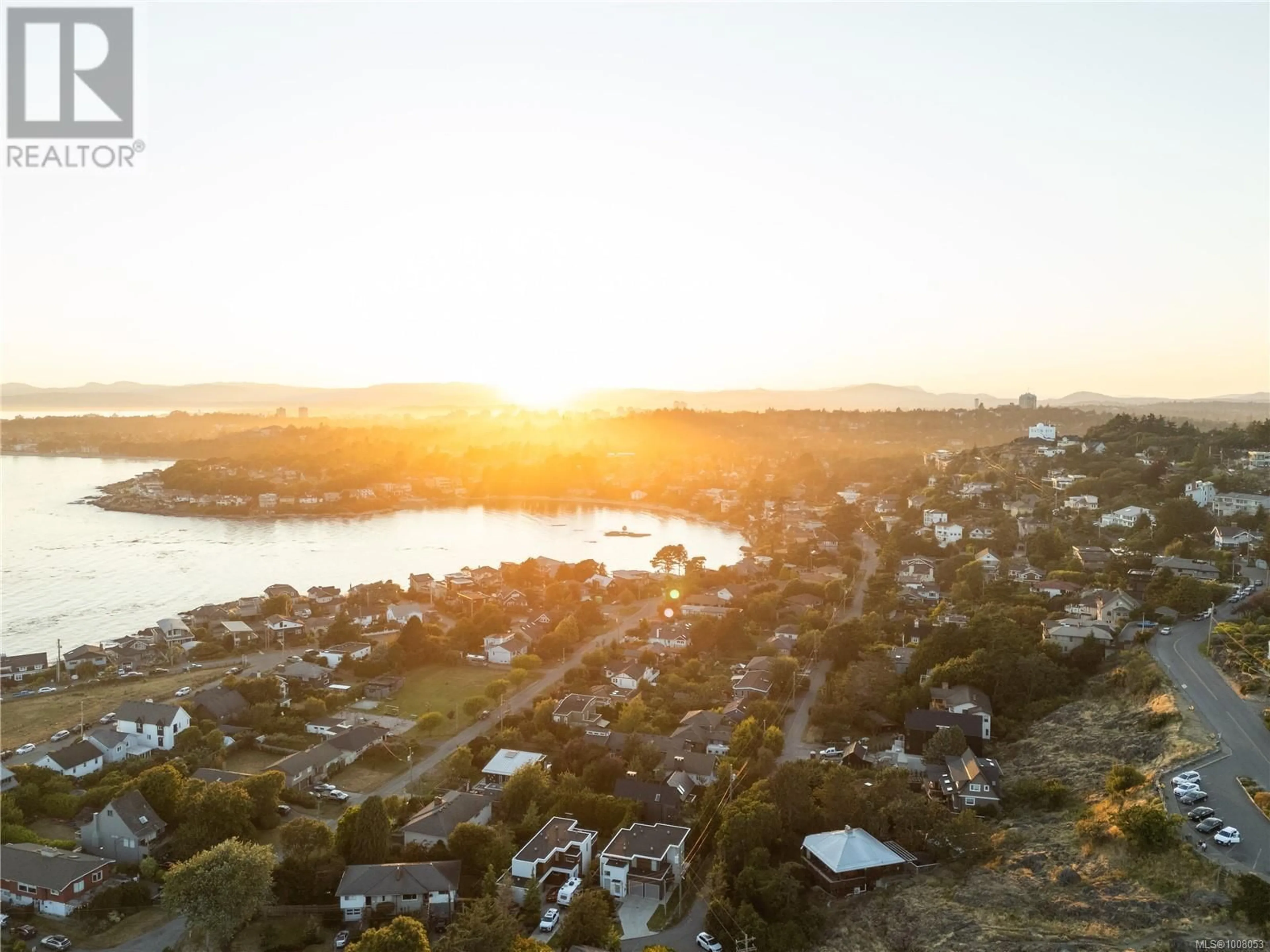 A pic from outside/outdoor area/front of a property/back of a property/a pic from drone, water/lake/river/ocean view for 52 MAQUINNA STREET, Oak Bay British Columbia V8S2J4