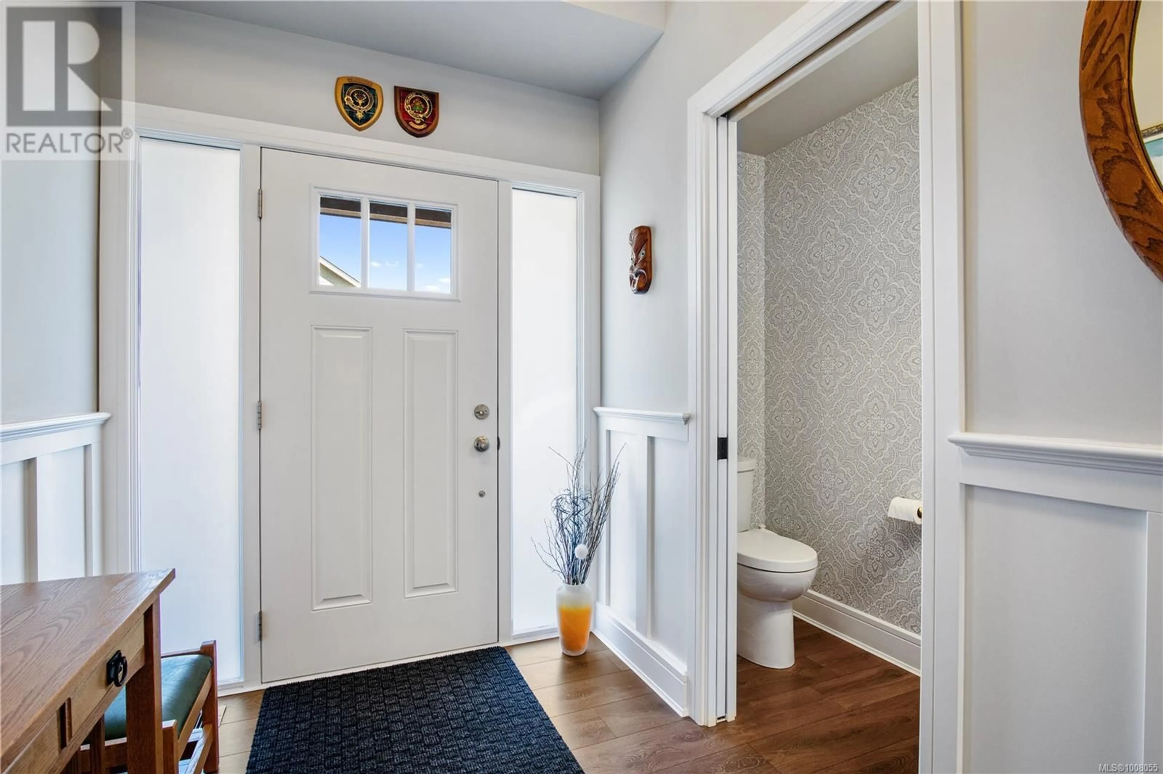 Indoor entryway for 1194 BOMBARDIER CRESCENT, Langford British Columbia V9B0R2
