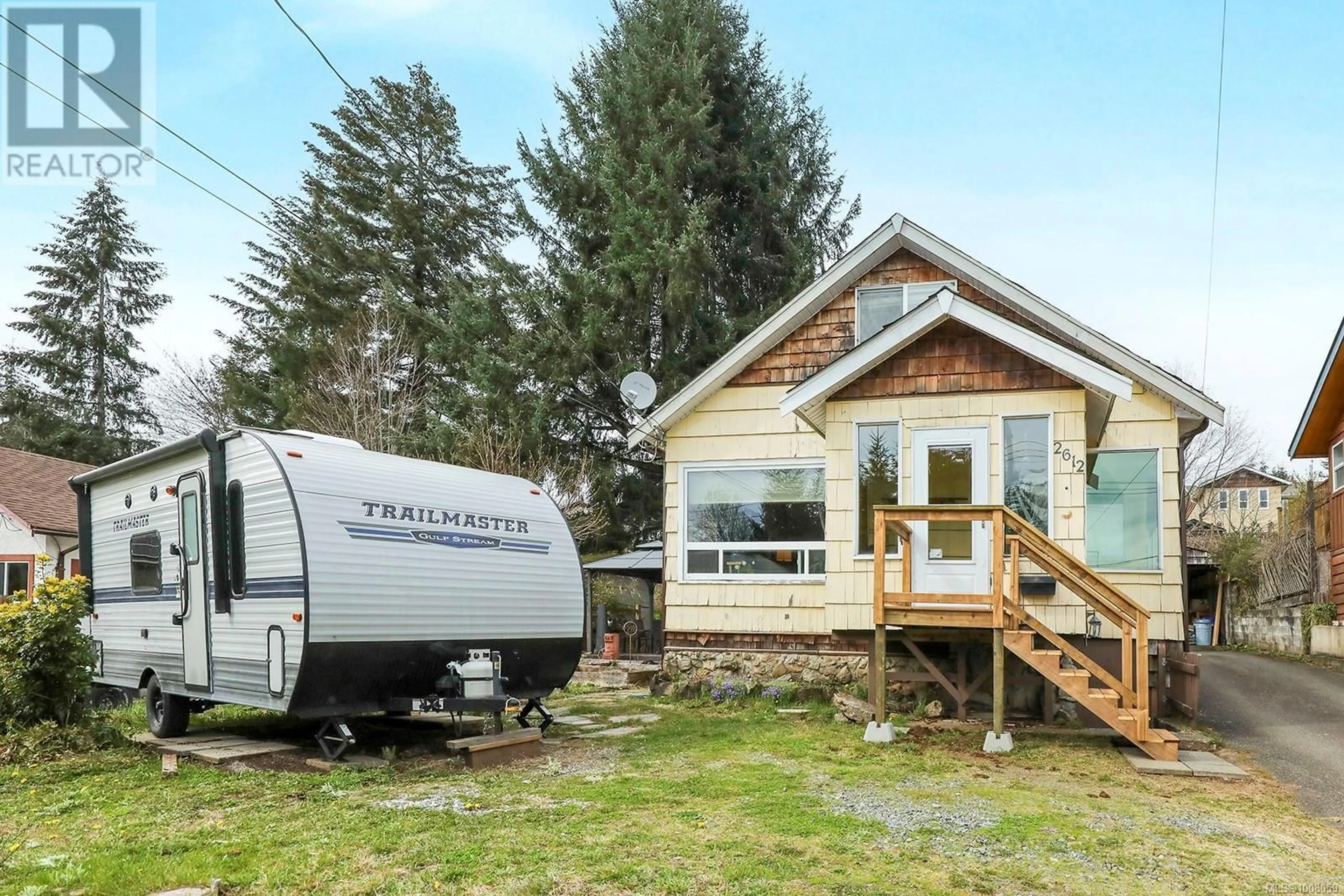 Unknown for 2612 PENRITH AVENUE, Cumberland British Columbia V0R1S0