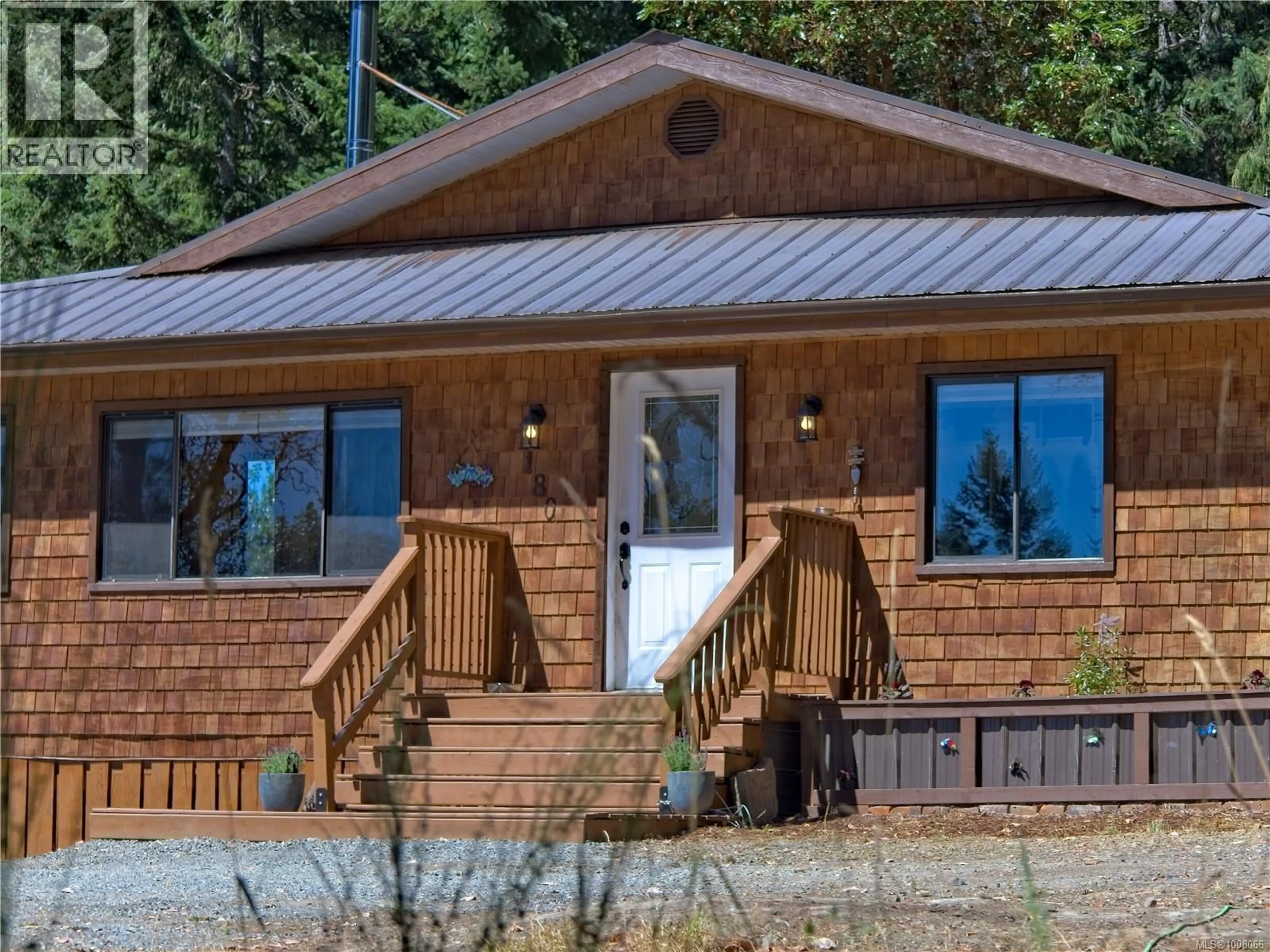 Home with vinyl exterior material, unknown for 180 LAKEFAIR DRIVE, Salt Spring British Columbia V8K1K6