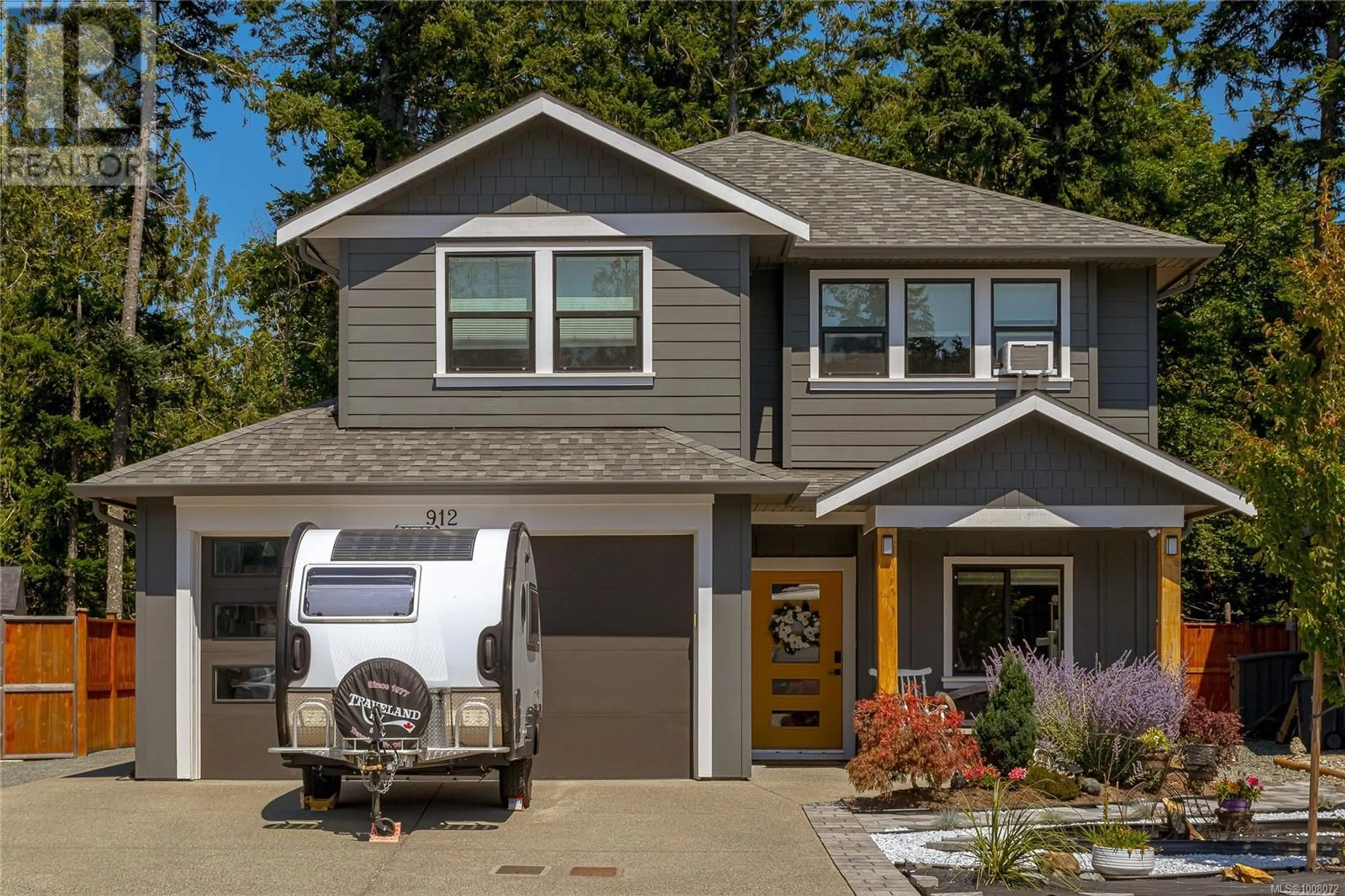 Home with vinyl exterior material, street for 912 BLAKEON PLACE, Langford British Columbia V9C0R3