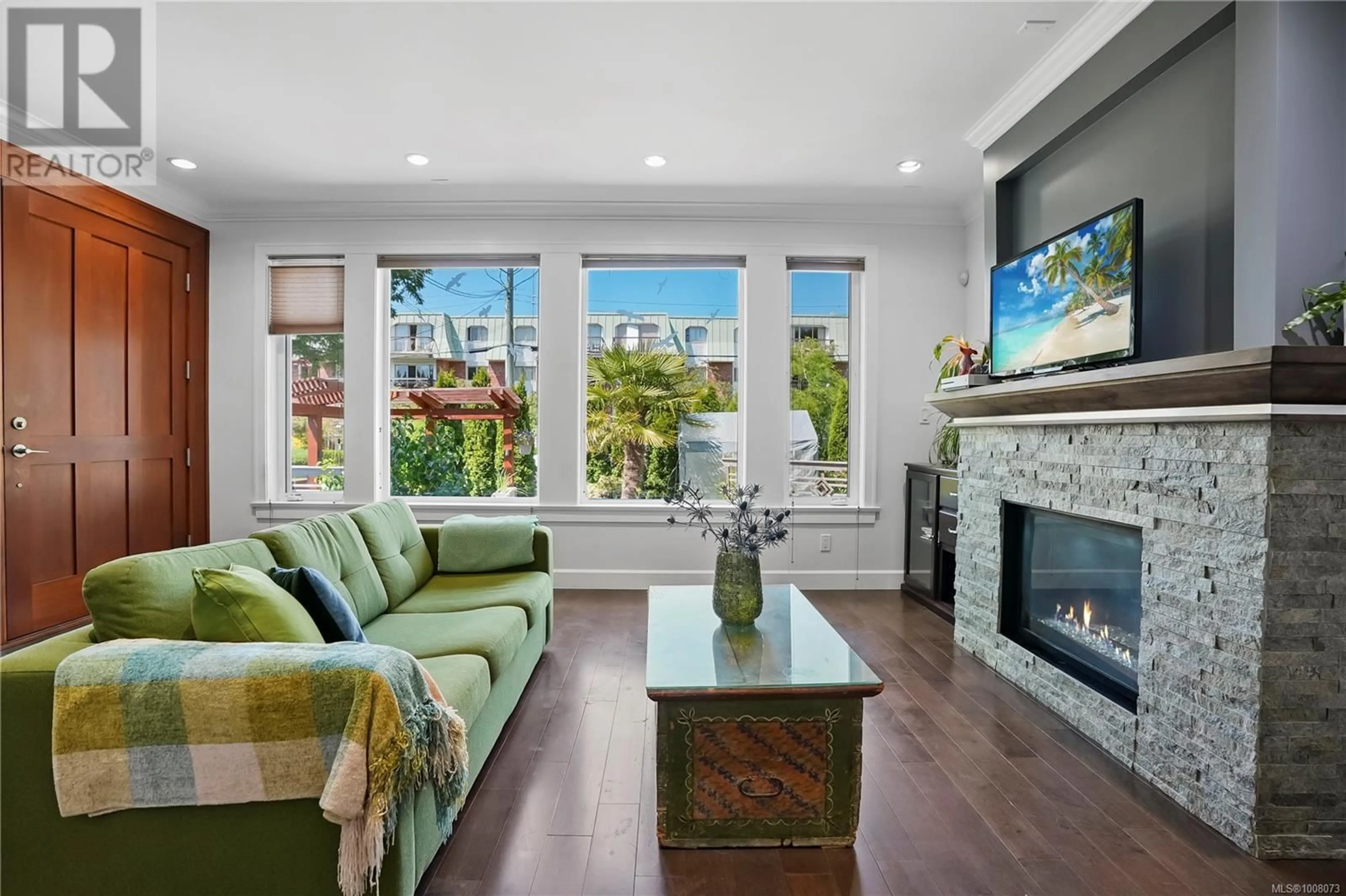 Living room with furniture, unknown for 47 DOCK STREET, Victoria British Columbia V8N1Z9