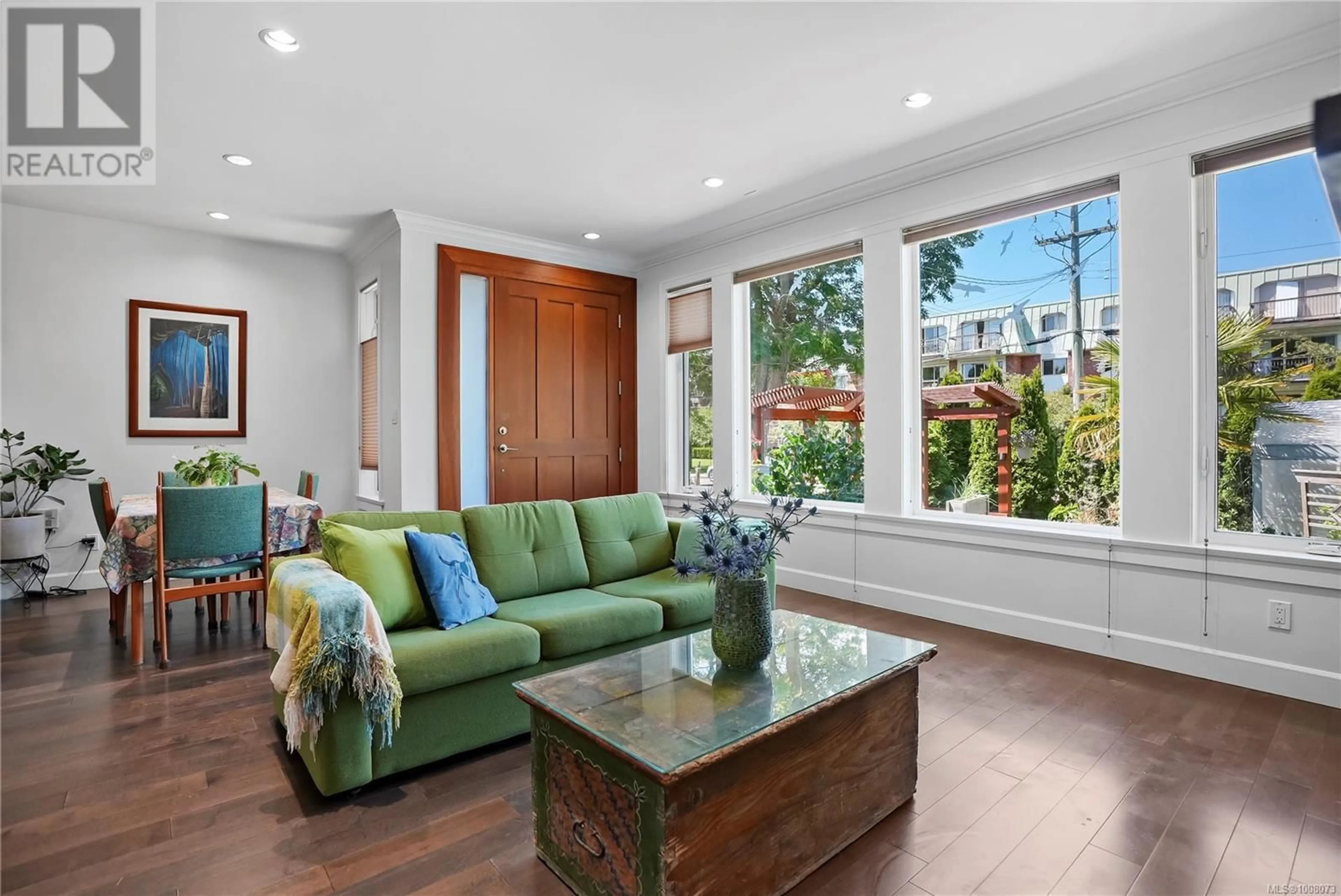 Living room with furniture, unknown for 47 DOCK STREET, Victoria British Columbia V8N1Z9