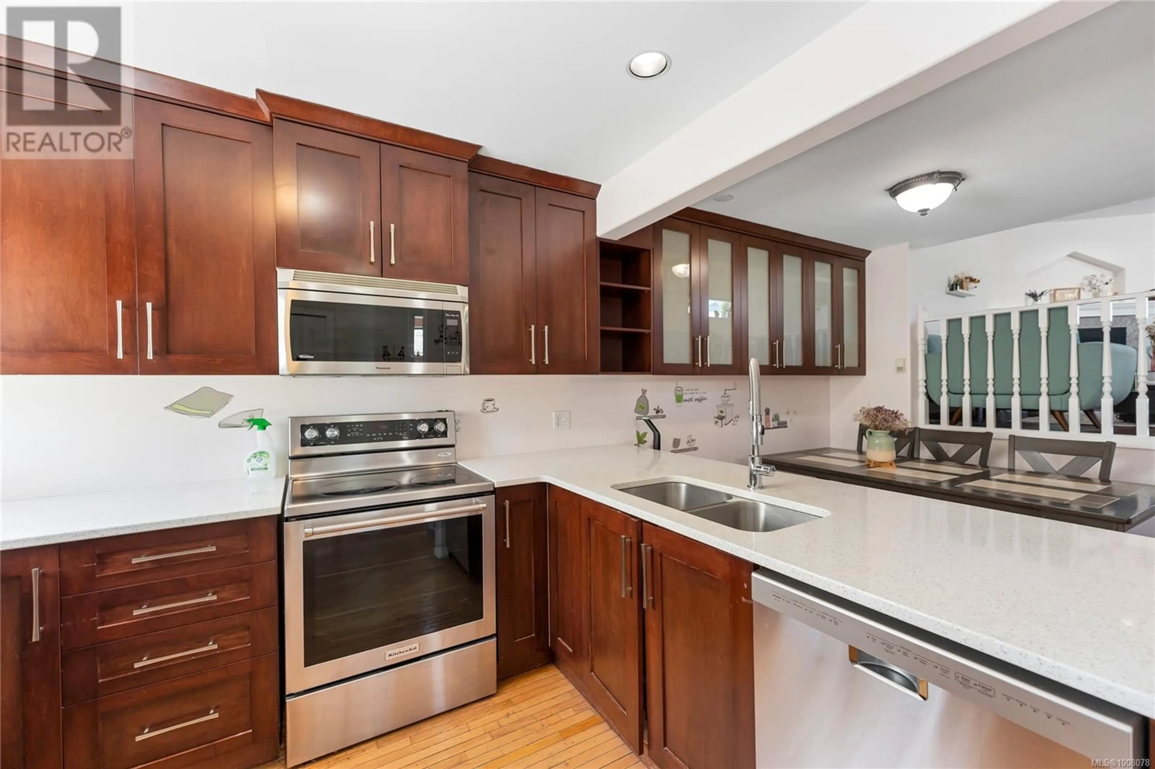 Unknown for 3014 SCOTT STREET, Victoria British Columbia V8R4J8