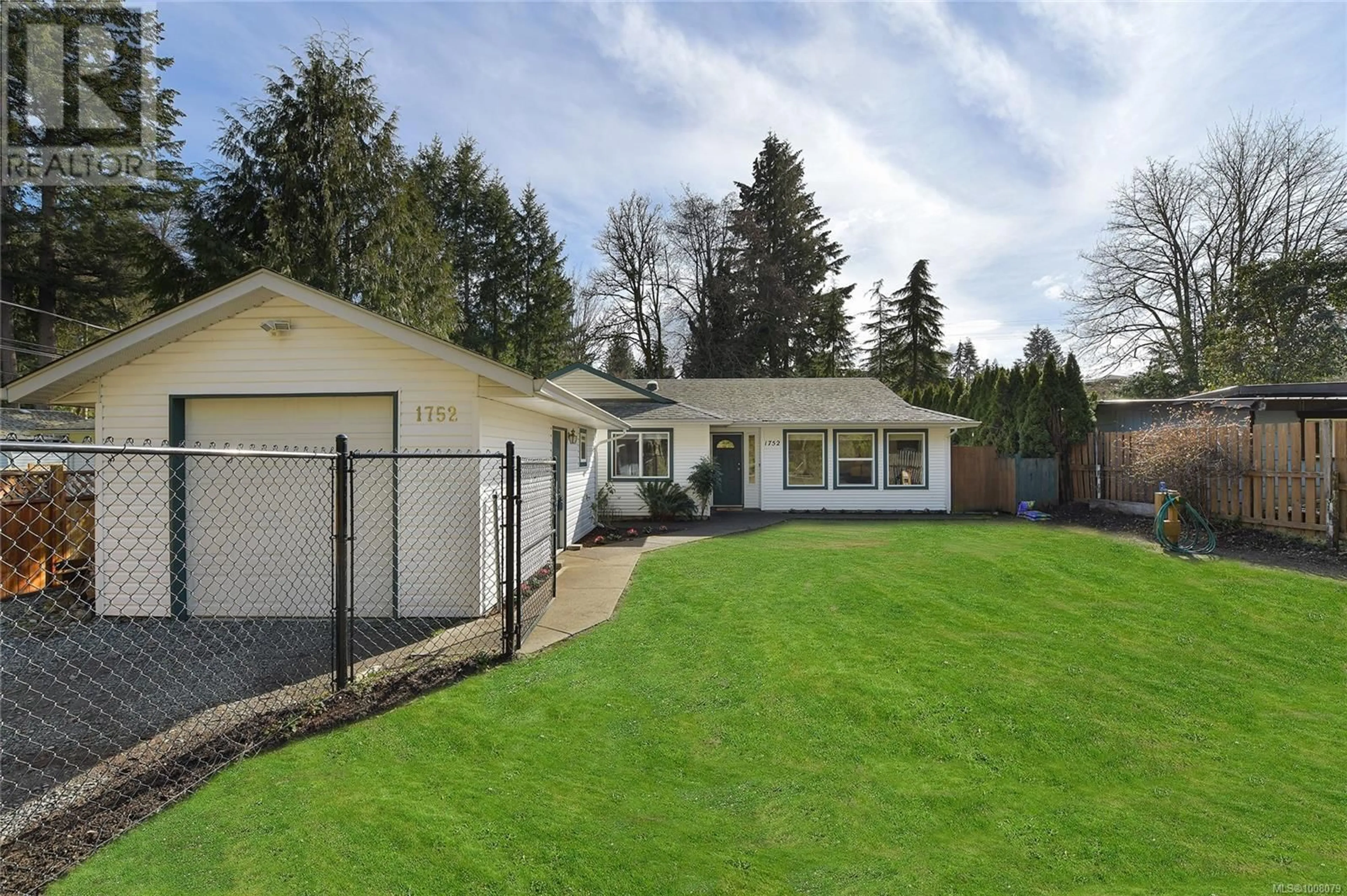 Home with vinyl exterior material, street for 1752 KALMAR ROAD, Shawnigan Lake British Columbia V8H3A9