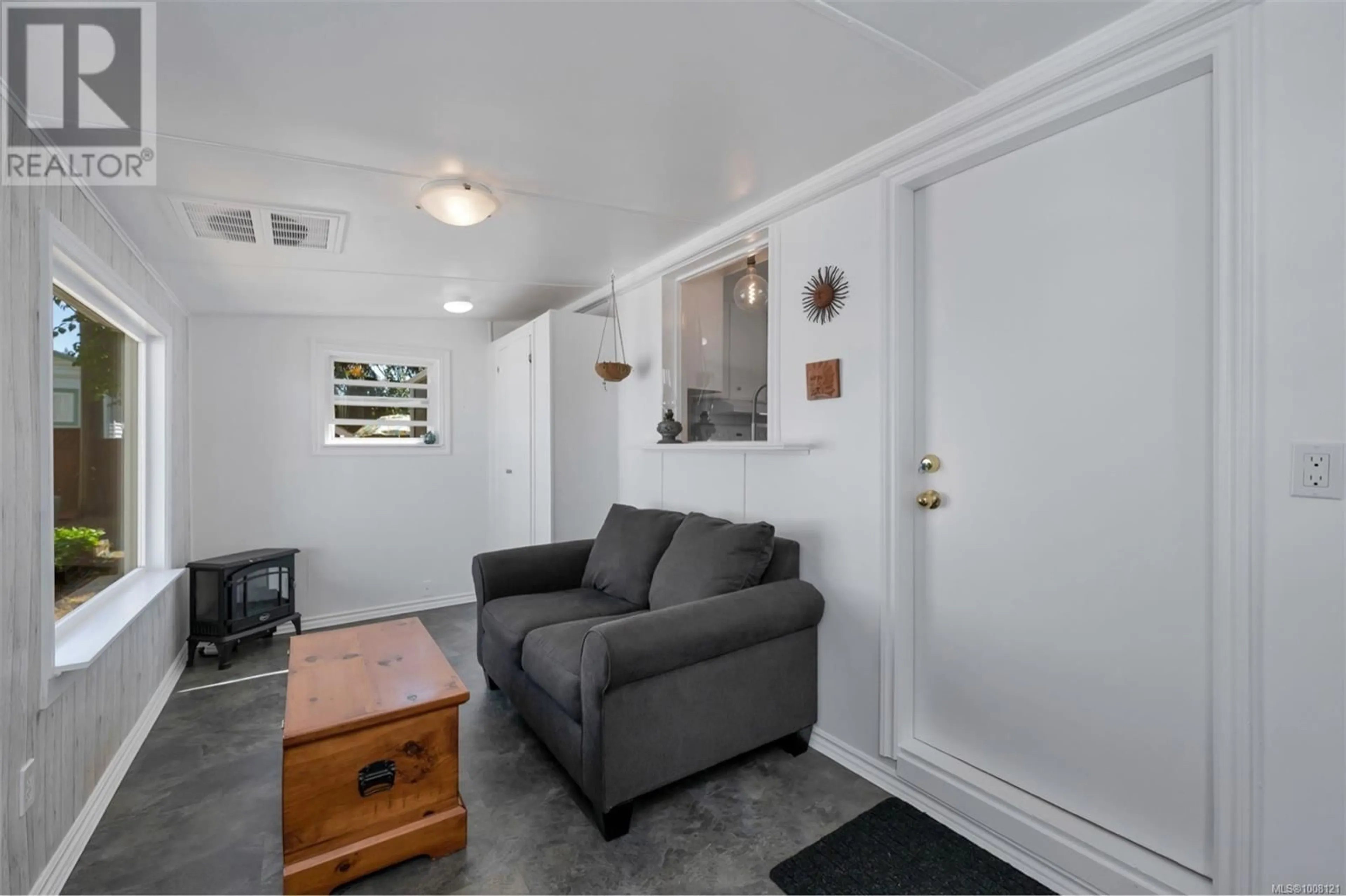 Living room with furniture, unknown for 64 - 3497 GIBBINS ROAD, Duncan British Columbia V9L6E7