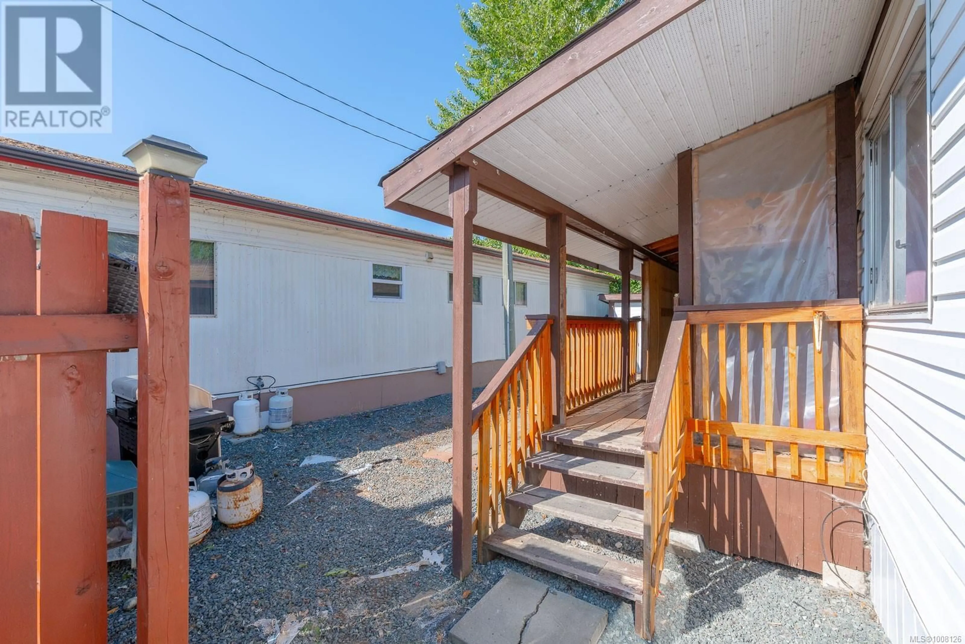 Patio, street for 12 - 1700 ALBERNI HIGHWAY, Errington British Columbia V0R1M0