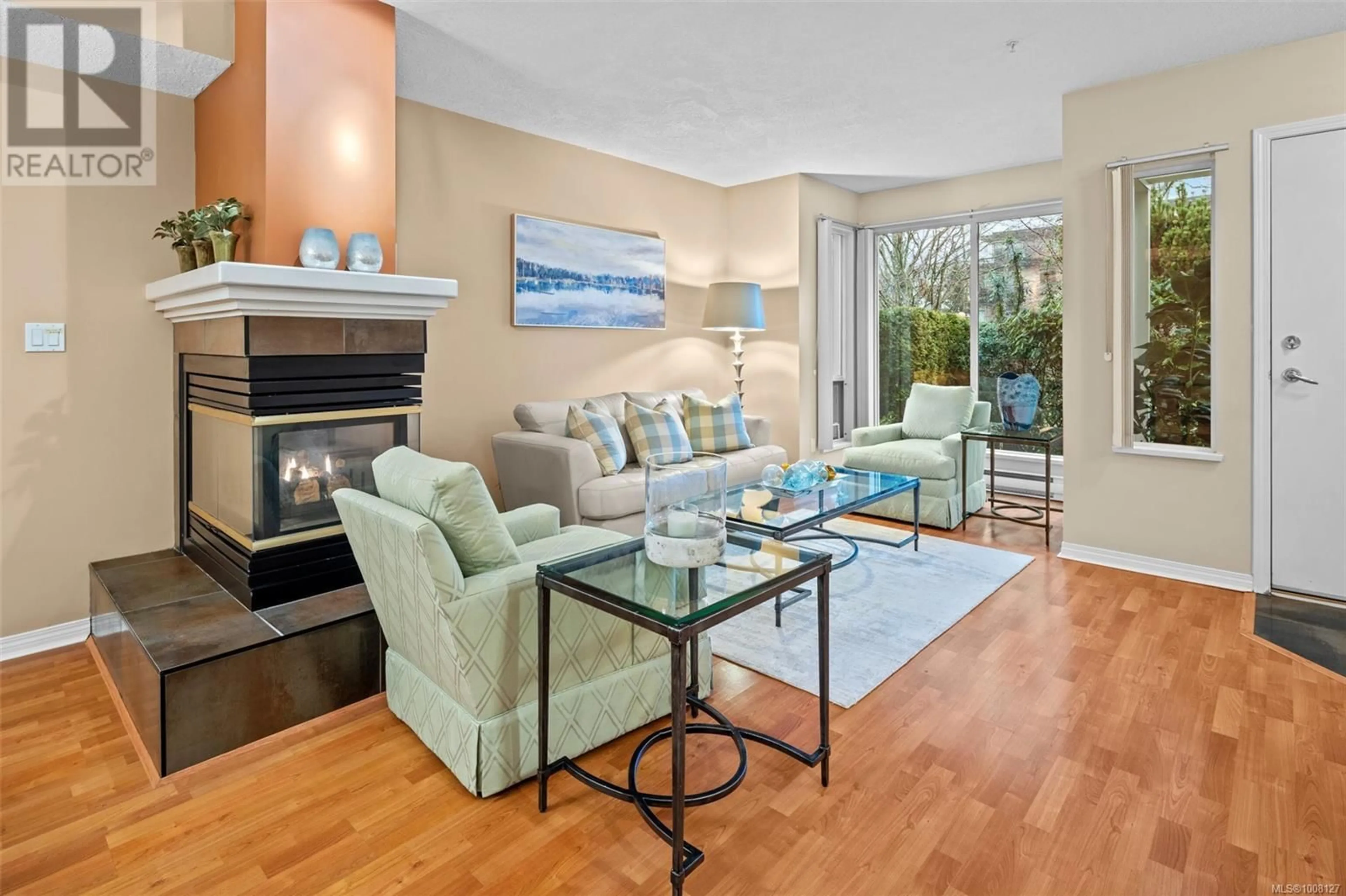 Living room with furniture, unknown for TH5 - 370 WATERFRONT CRESCENT, Victoria British Columbia V8T5K3