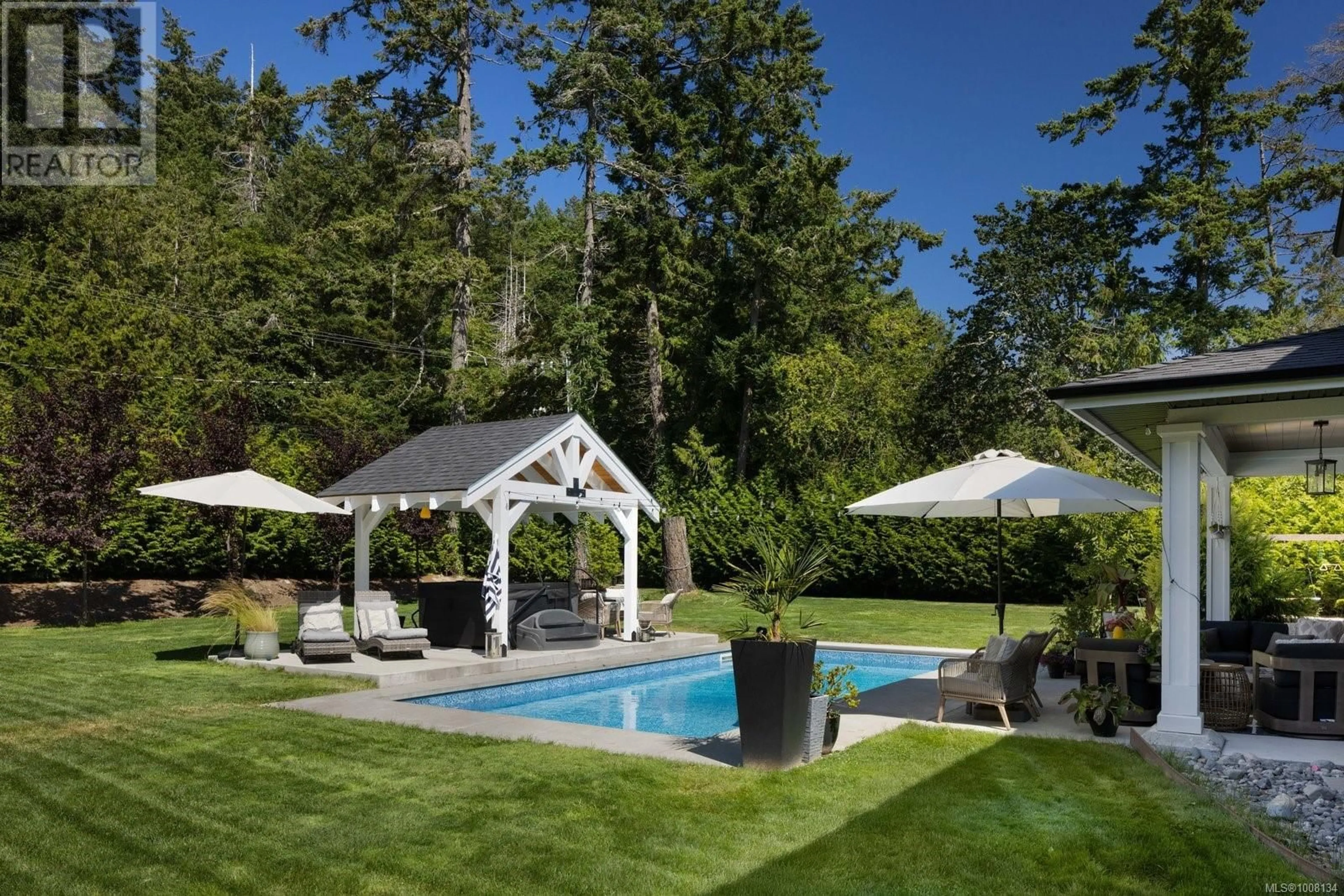 Pool for 10730 BAYFIELD ROAD, North Saanich British Columbia V8L5S5