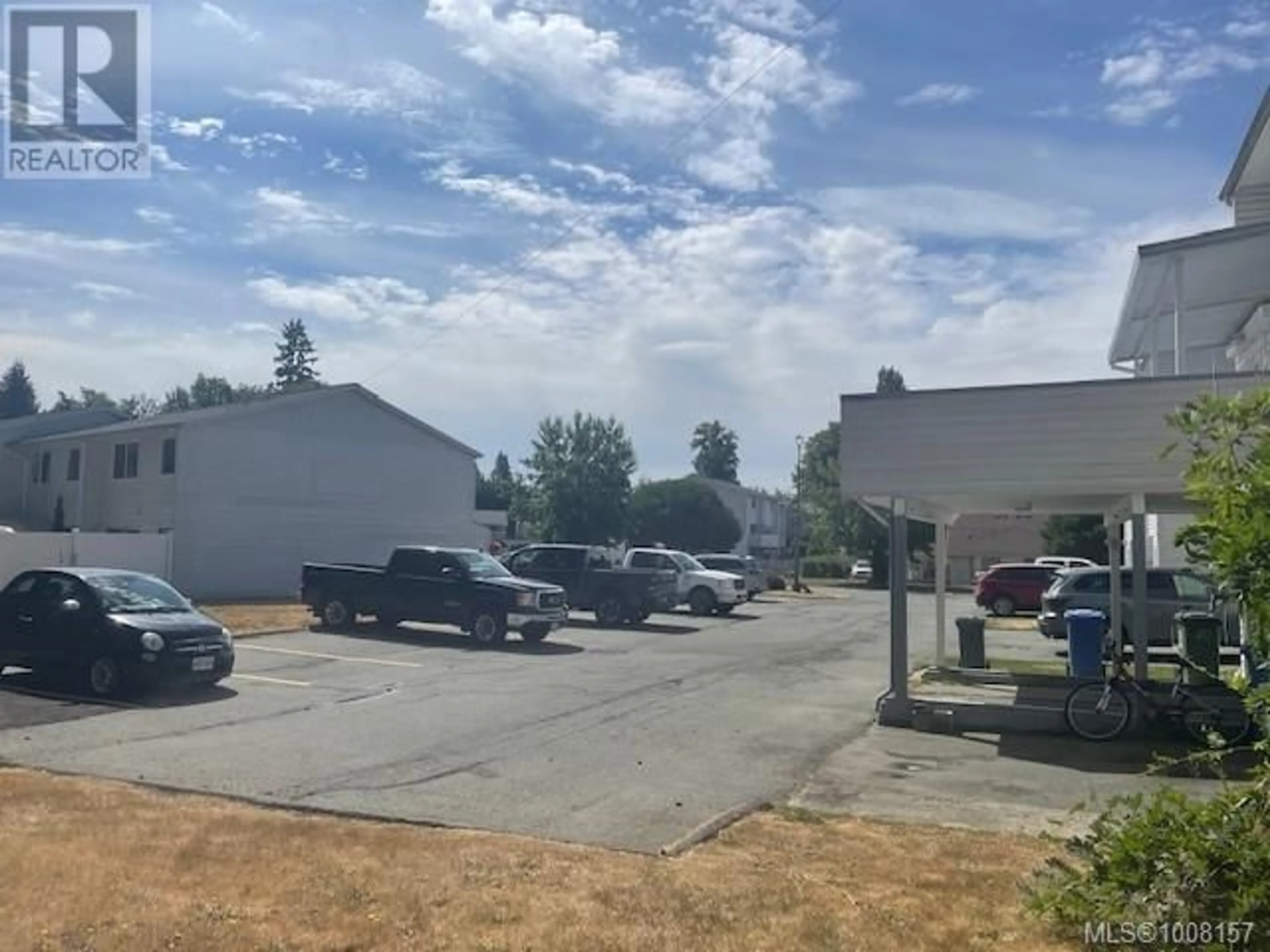 Parking for 5287 GERTRUDE STREET, Port Alberni British Columbia V9Y6L1