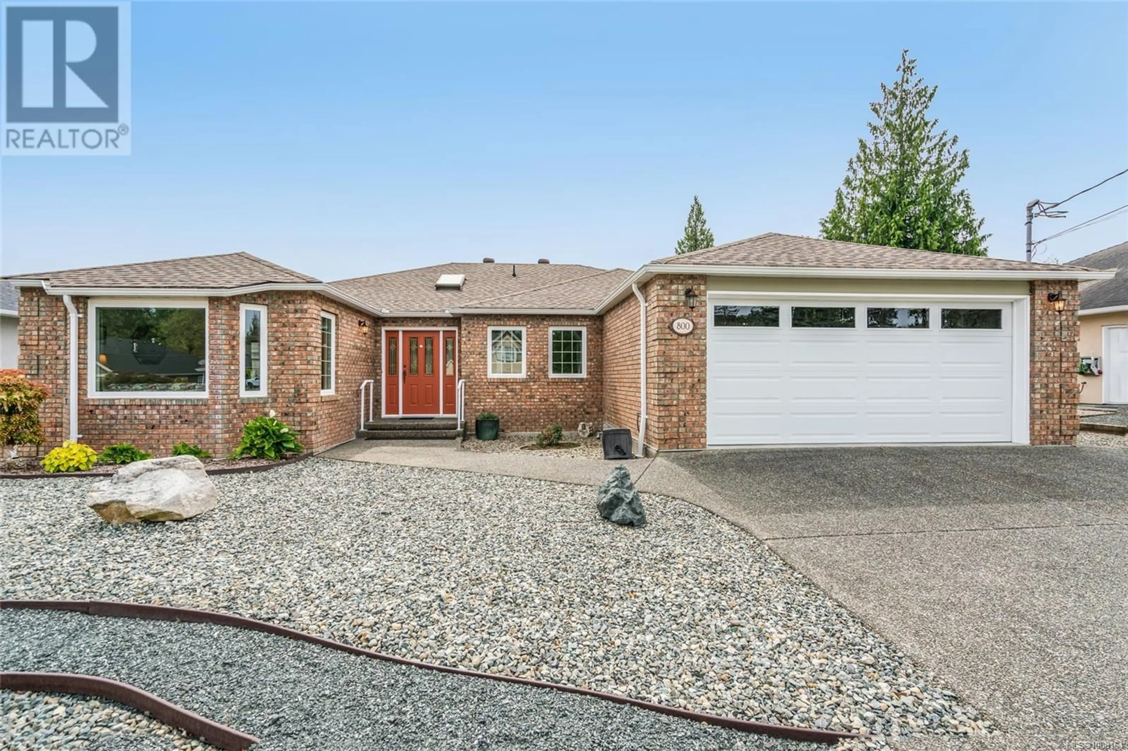 Home with brick exterior material, street for 800 MULHOLLAND DRIVE, Parksville British Columbia V9P2K4