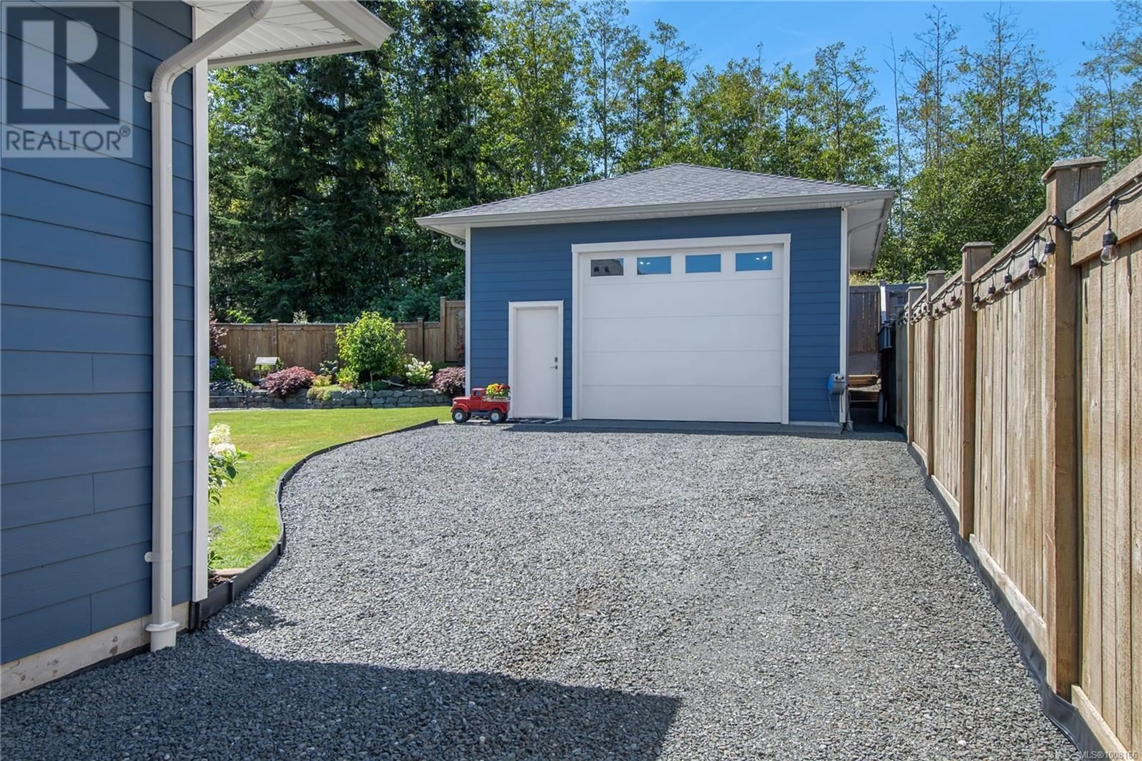 Indoor garage for 2270 FOREST GROVE DRIVE, Campbell River British Columbia V9W0C9