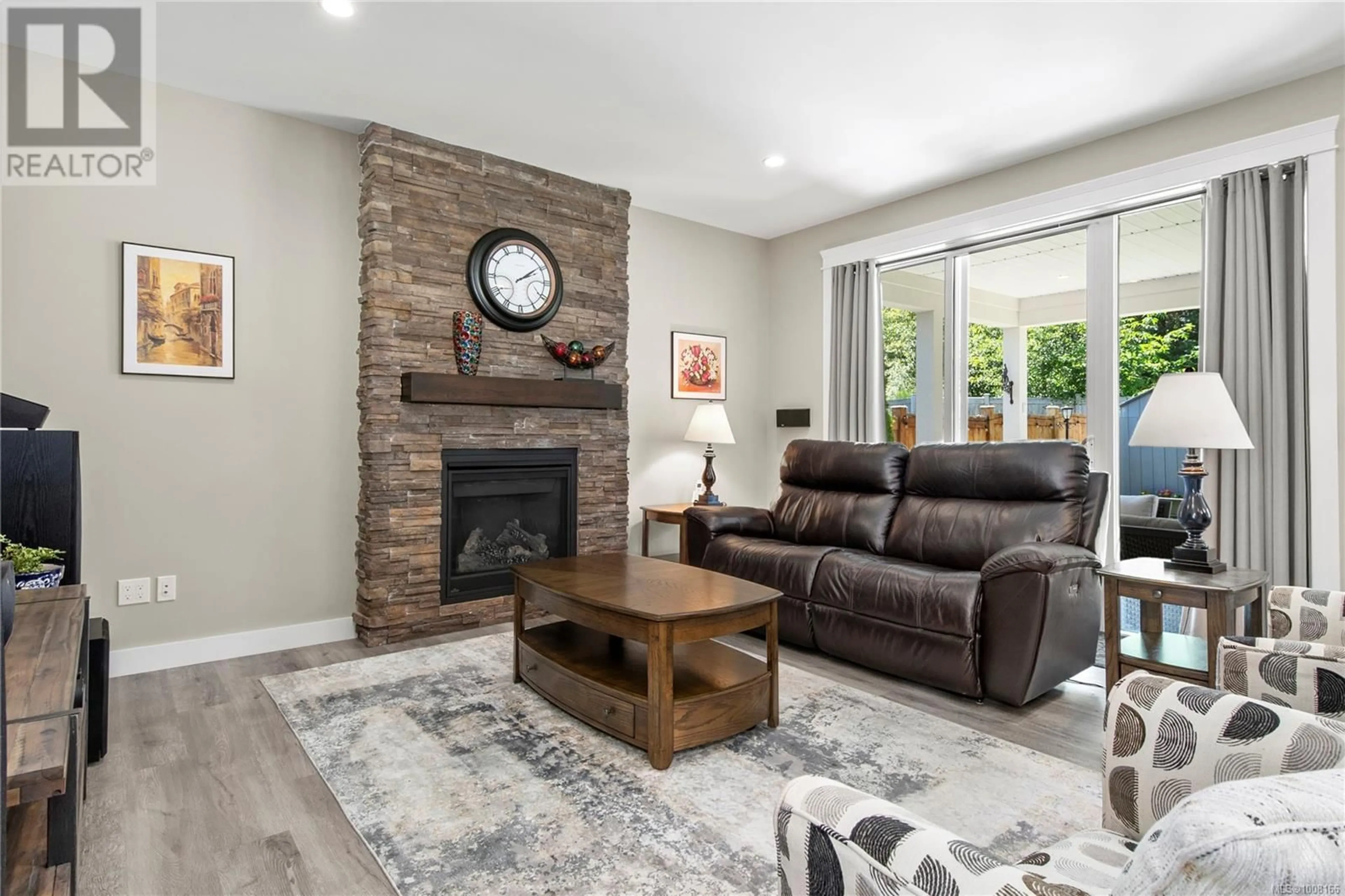 Living room with furniture, unknown for 2270 FOREST GROVE DRIVE, Campbell River British Columbia V9W0C9