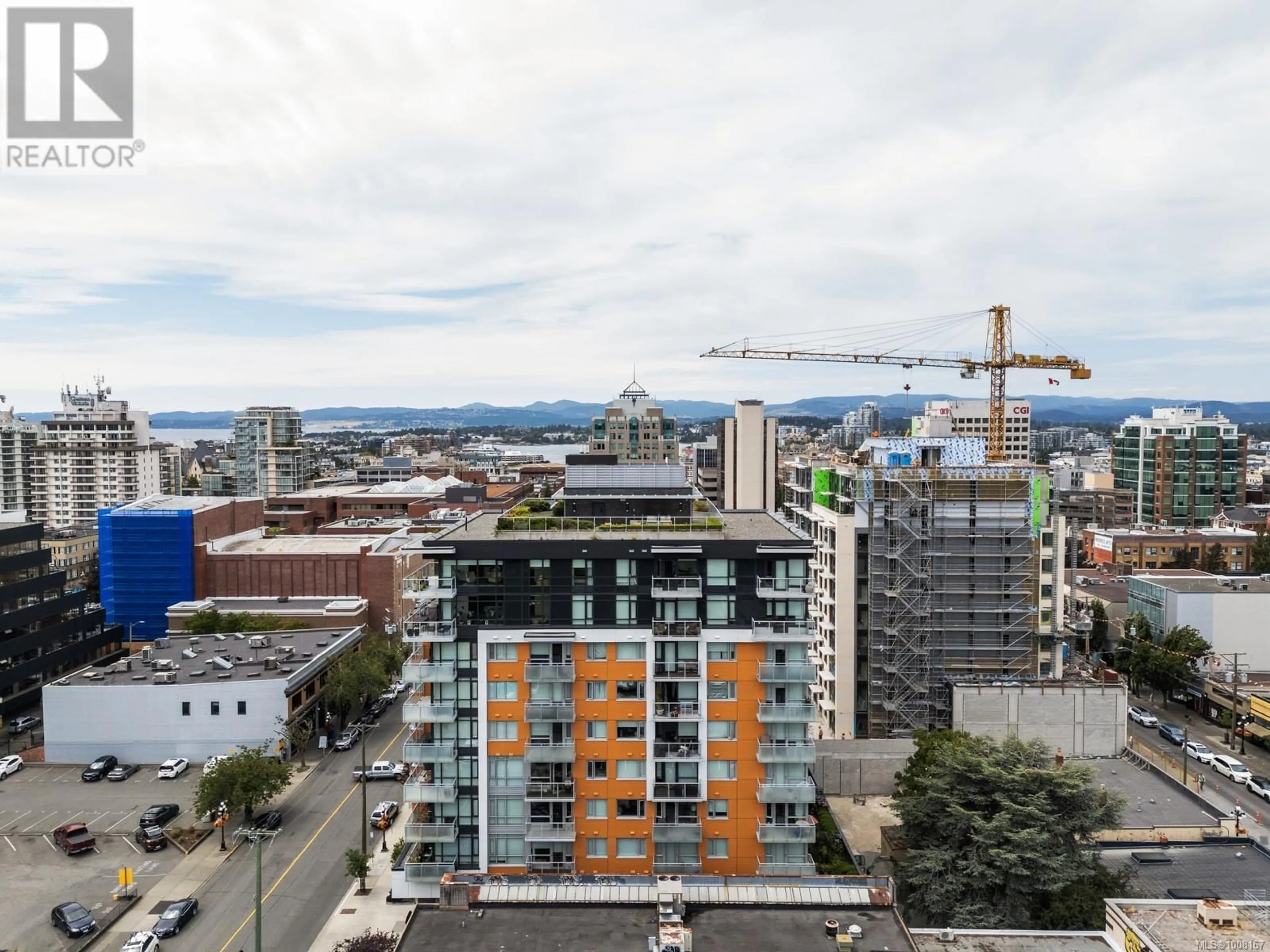 A pic from outside/outdoor area/front of a property/back of a property/a pic from drone, city buildings view from balcony for 904 - 838 BROUGHTON STREET, Victoria British Columbia V8W1E4