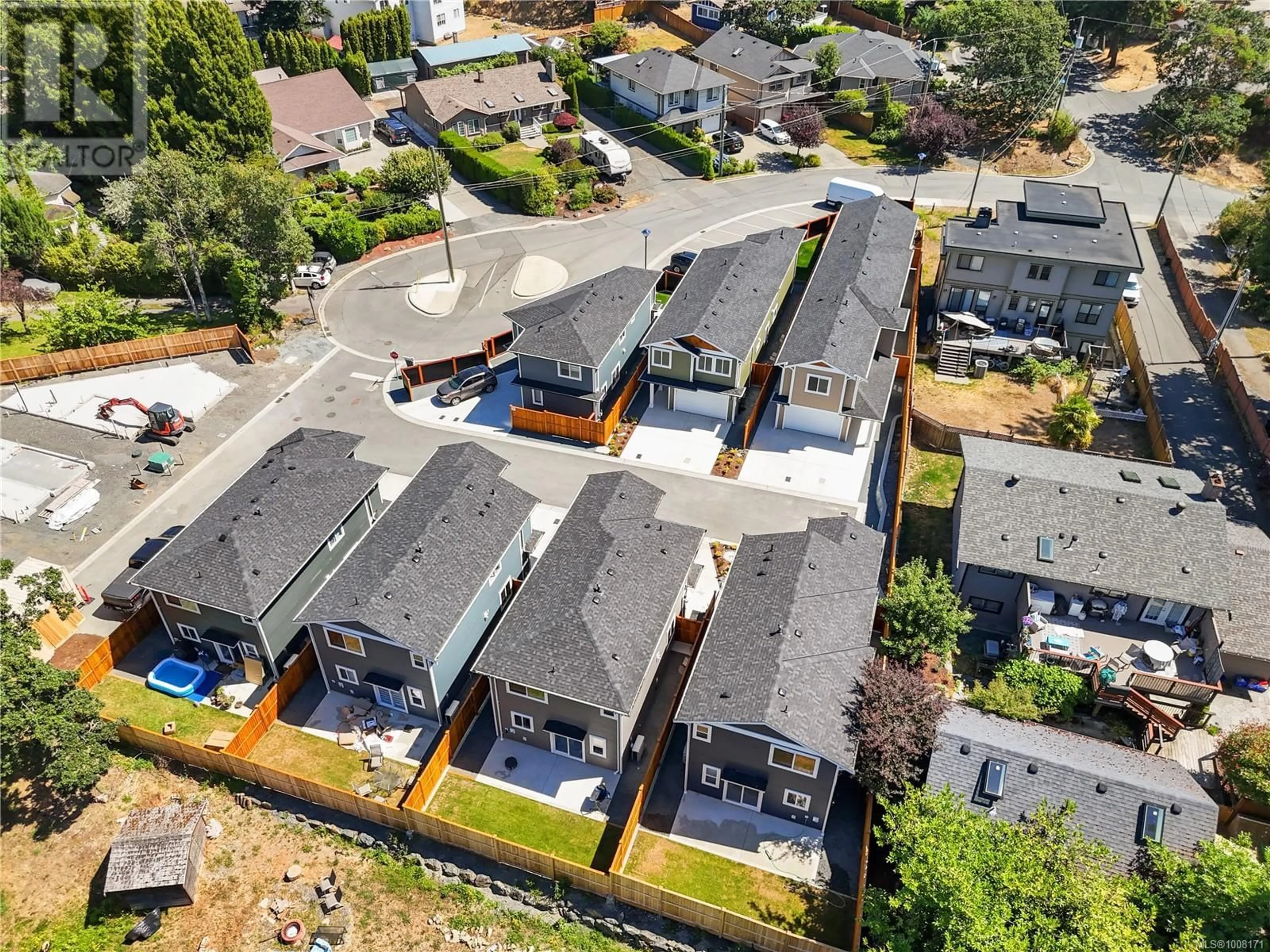 A pic from outside/outdoor area/front of a property/back of a property/a pic from drone, street for 731 STONEBROOK LANE, Langford British Columbia V9B3N9
