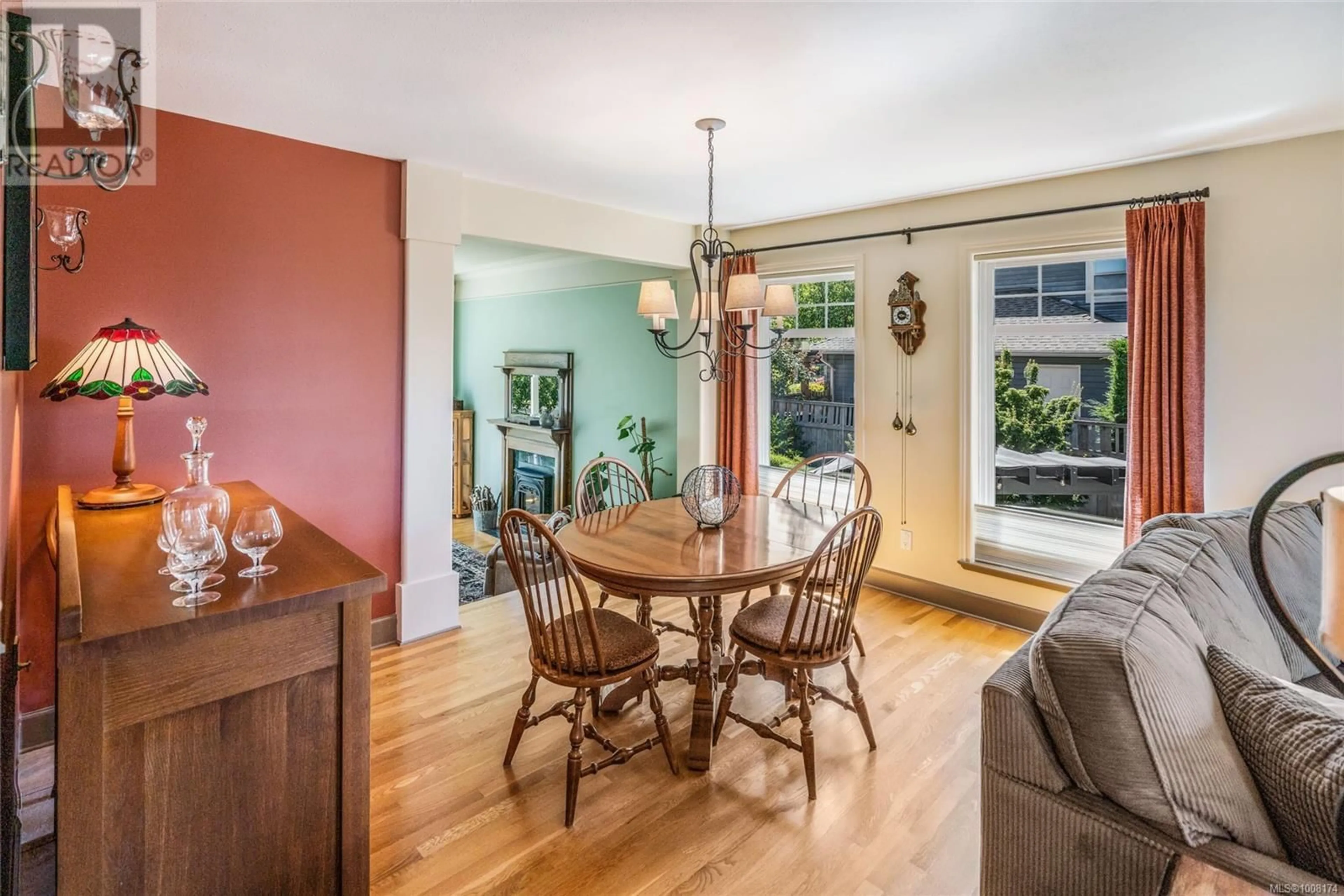 Dining room, wood/laminate floor for 187 SATURNA DRIVE, Qualicum Beach British Columbia V9K2P5